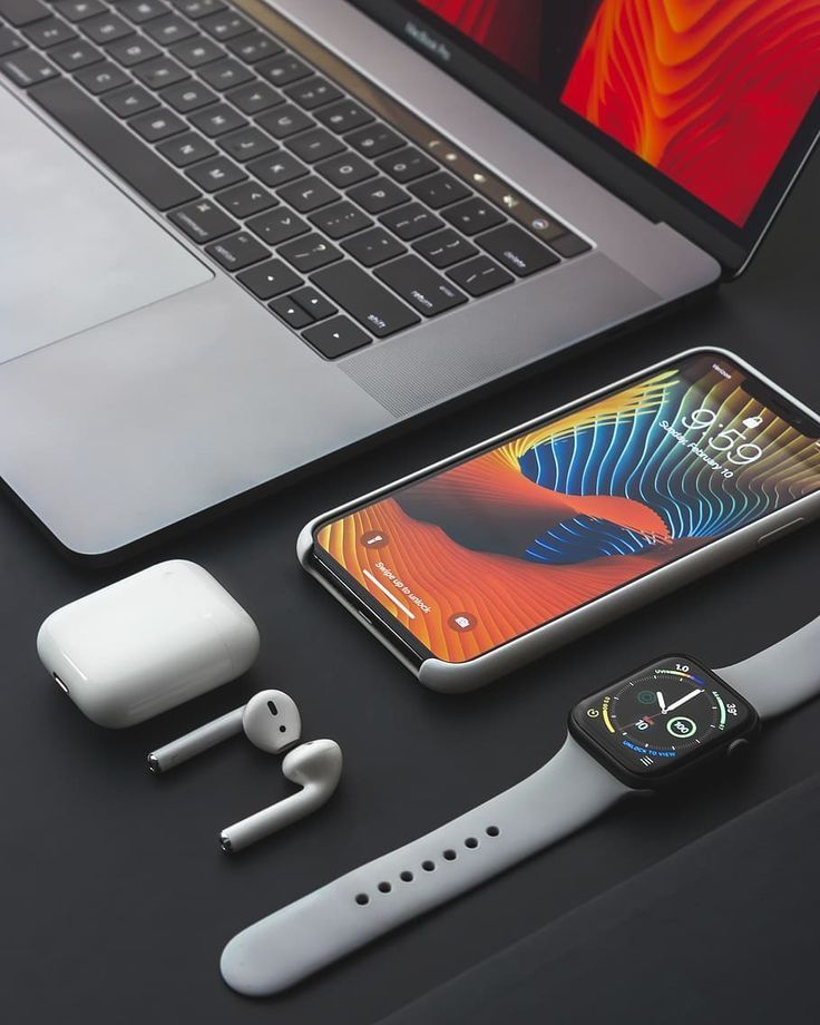 Apple Premium Tech Bundle