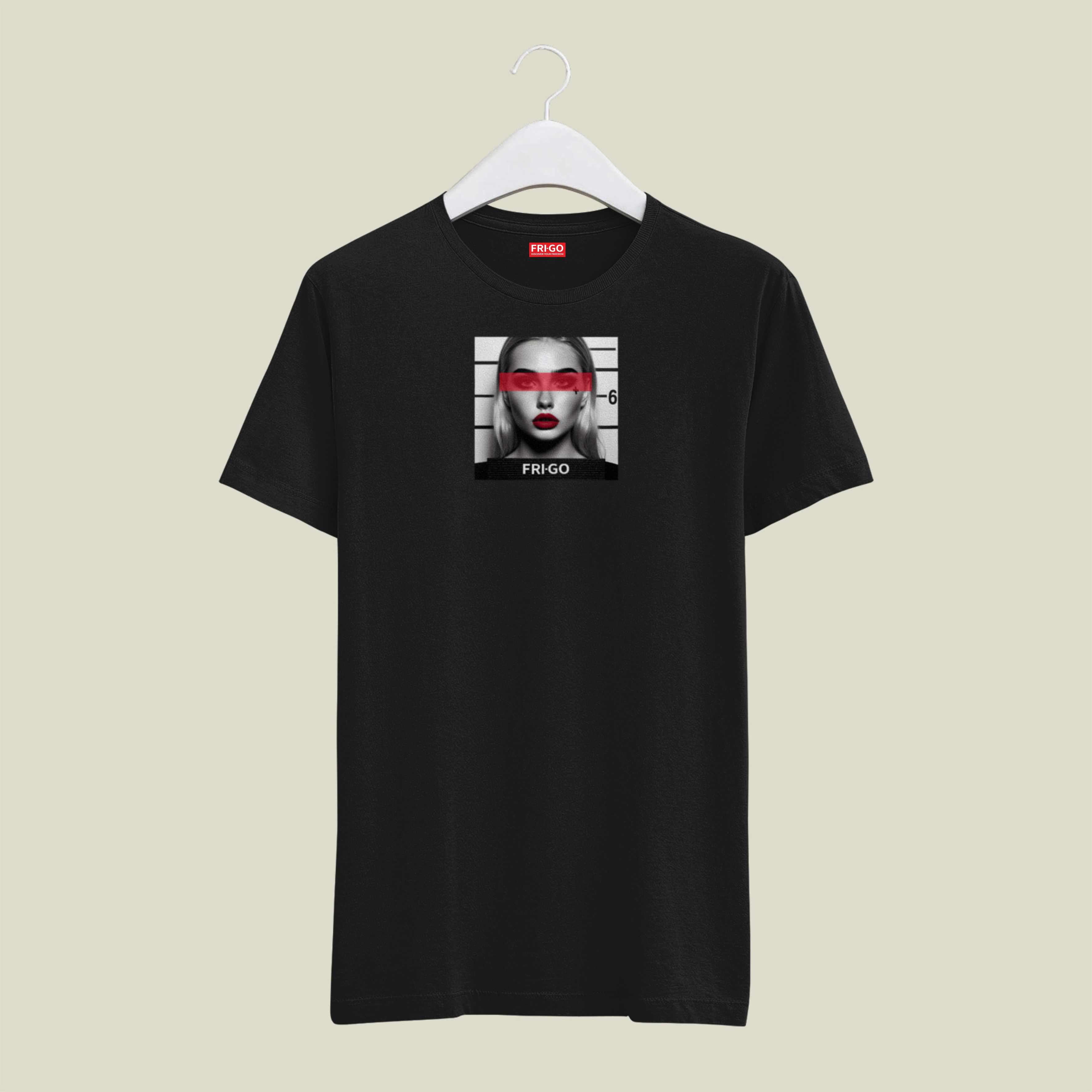 T-shirt in cotone con grafica prison