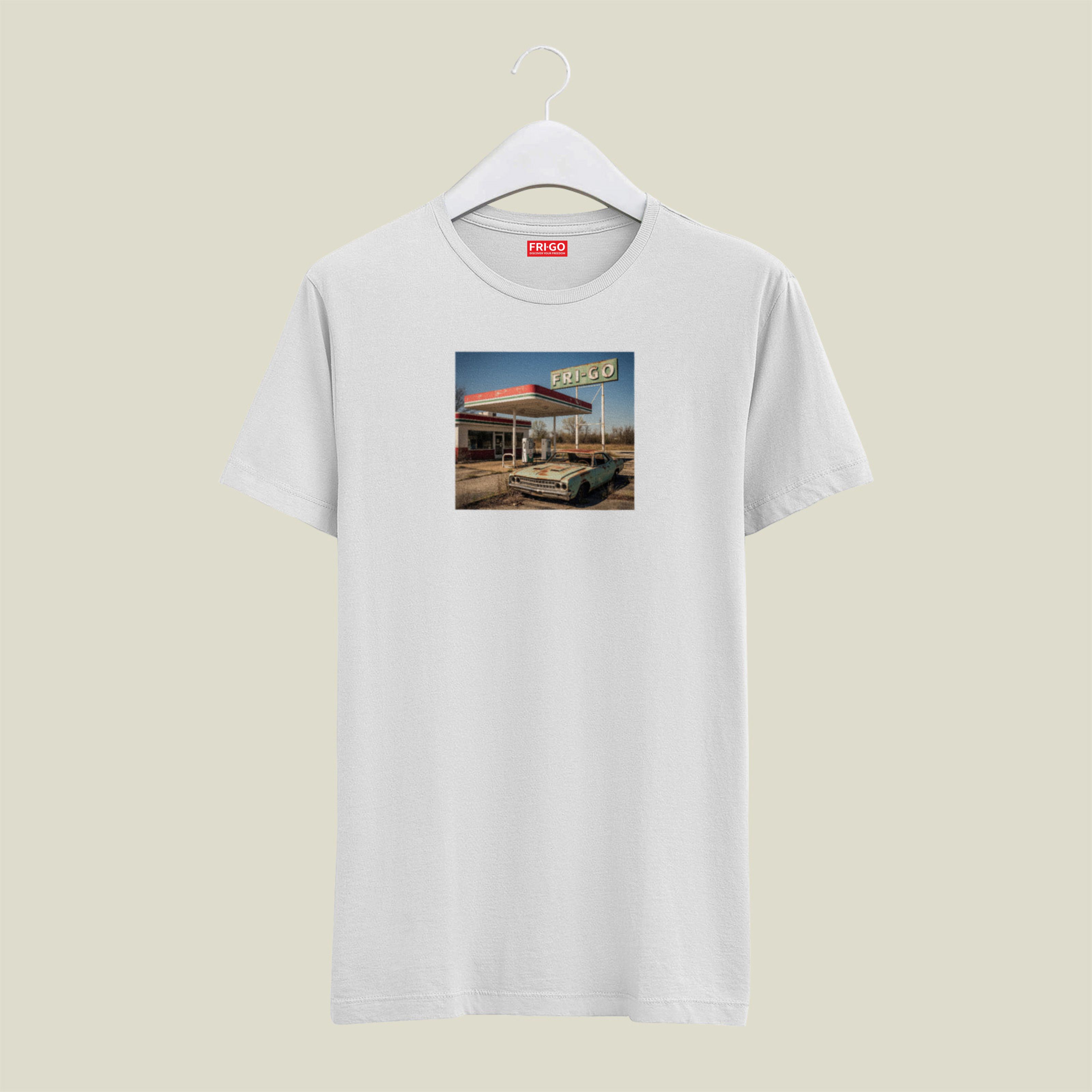 T-shirt in cotone con grafica oil station