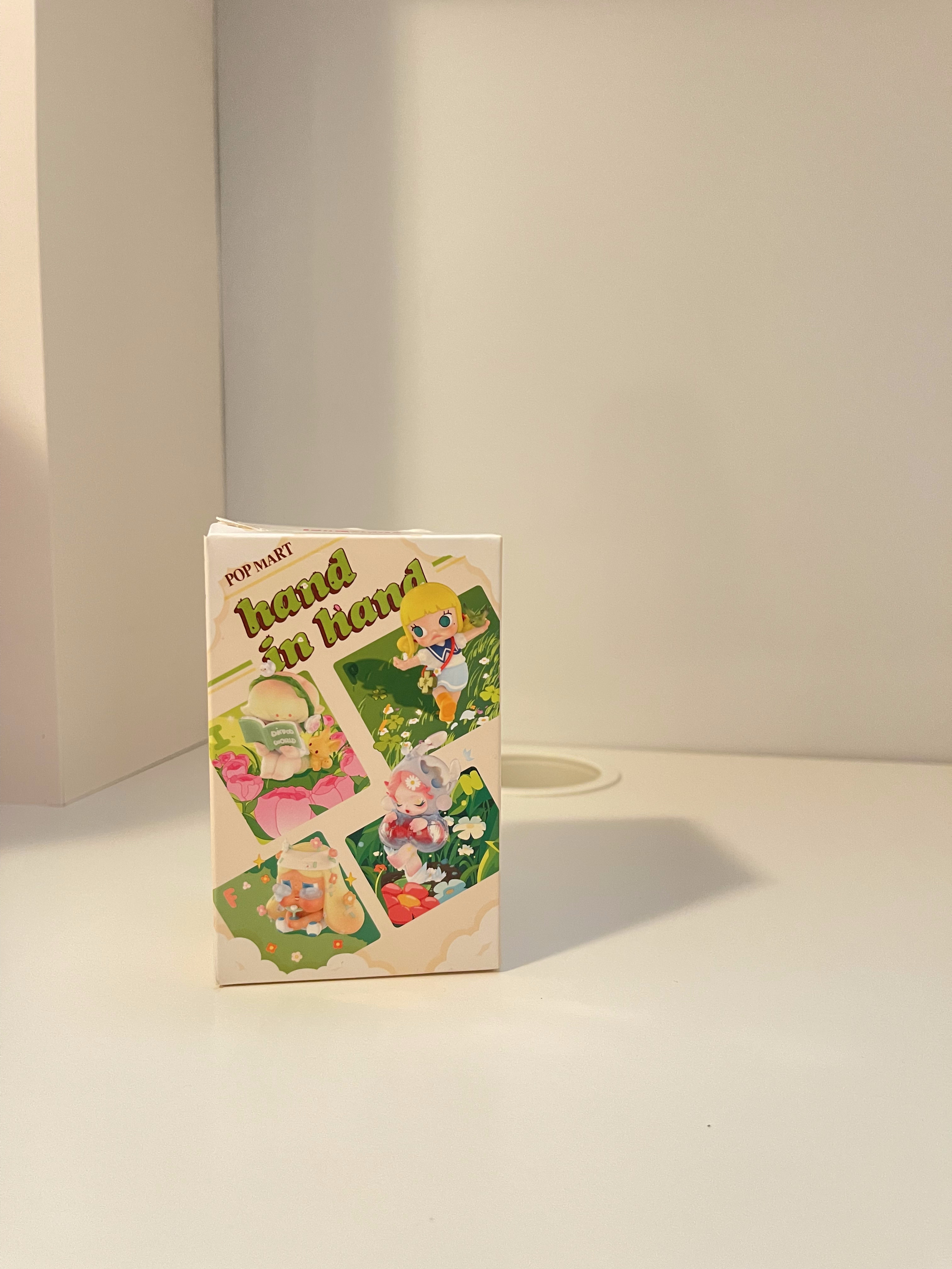 Hand in Hand Pop-Mart Figure Blind Box