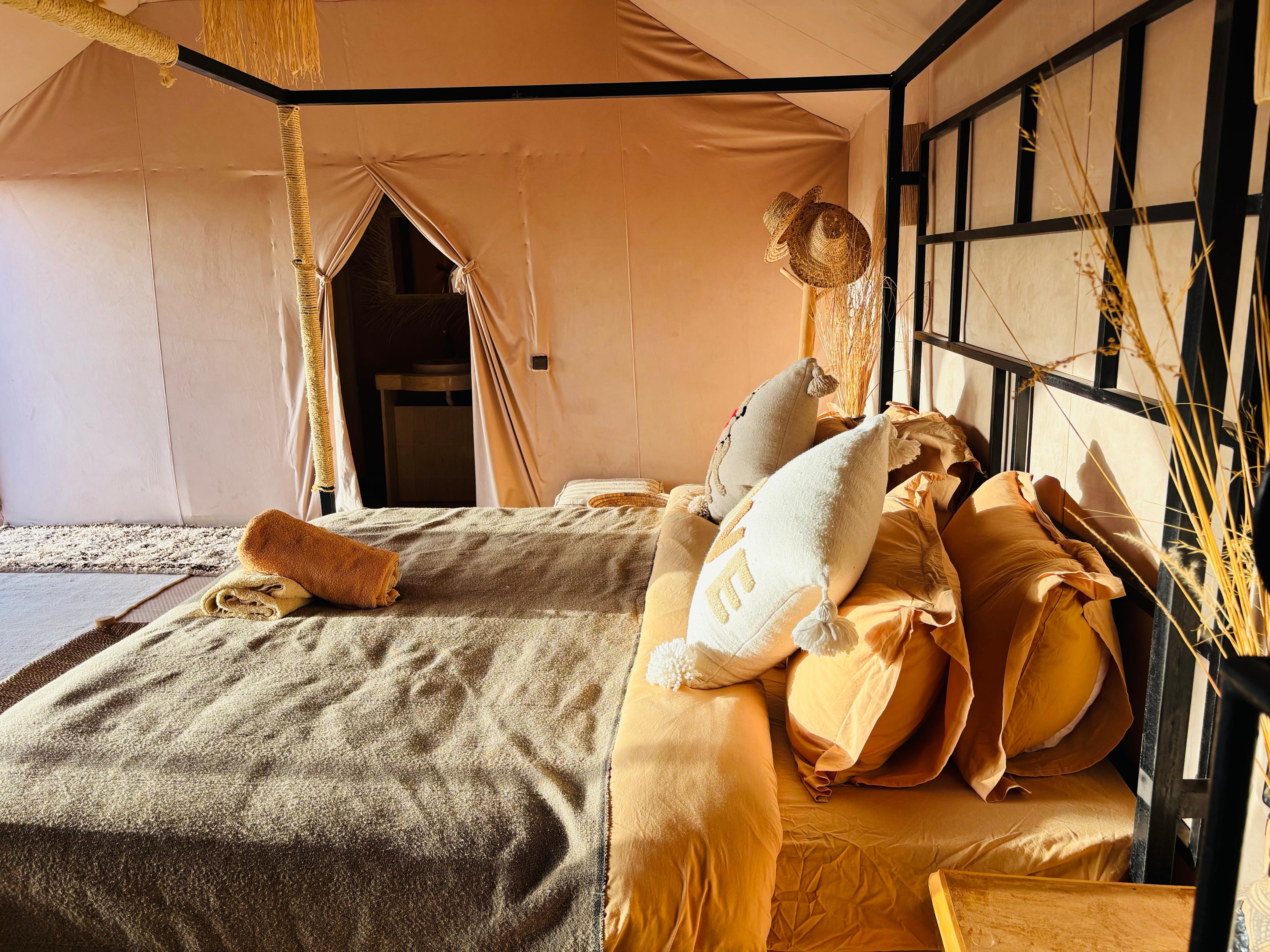 Deposit for Four Days Fes to Merzouga Desert Tour – 2 Nights in the Sahara & End in Marrakech