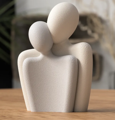 Escultura Abstrata de Abraço