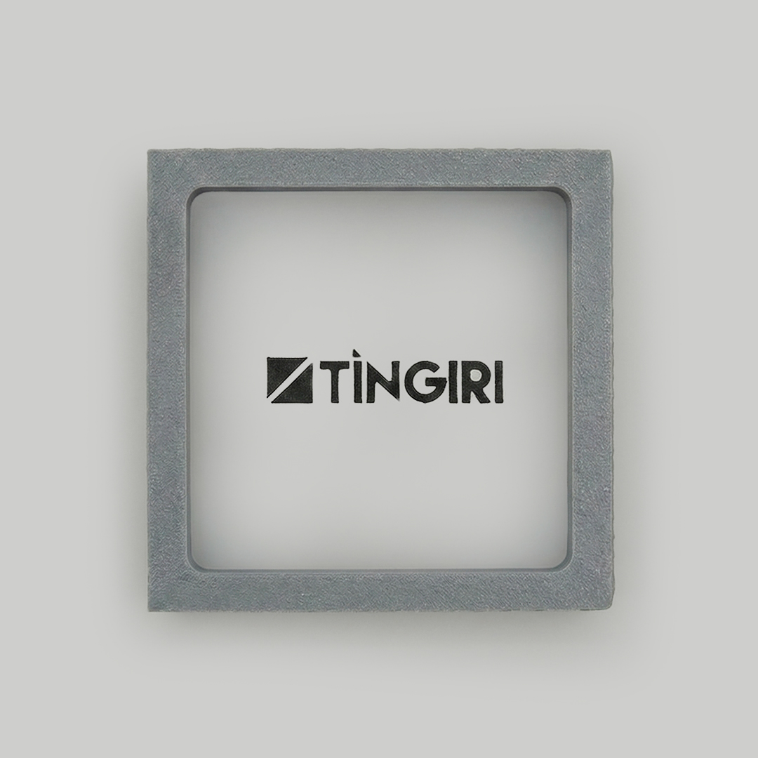 Maxi Tingiri con cover trasparente