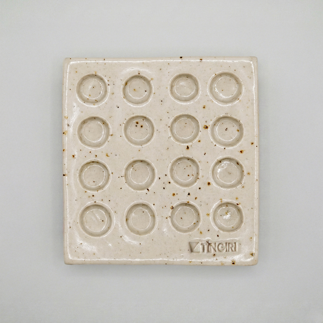 Base in argilla 16 posti 