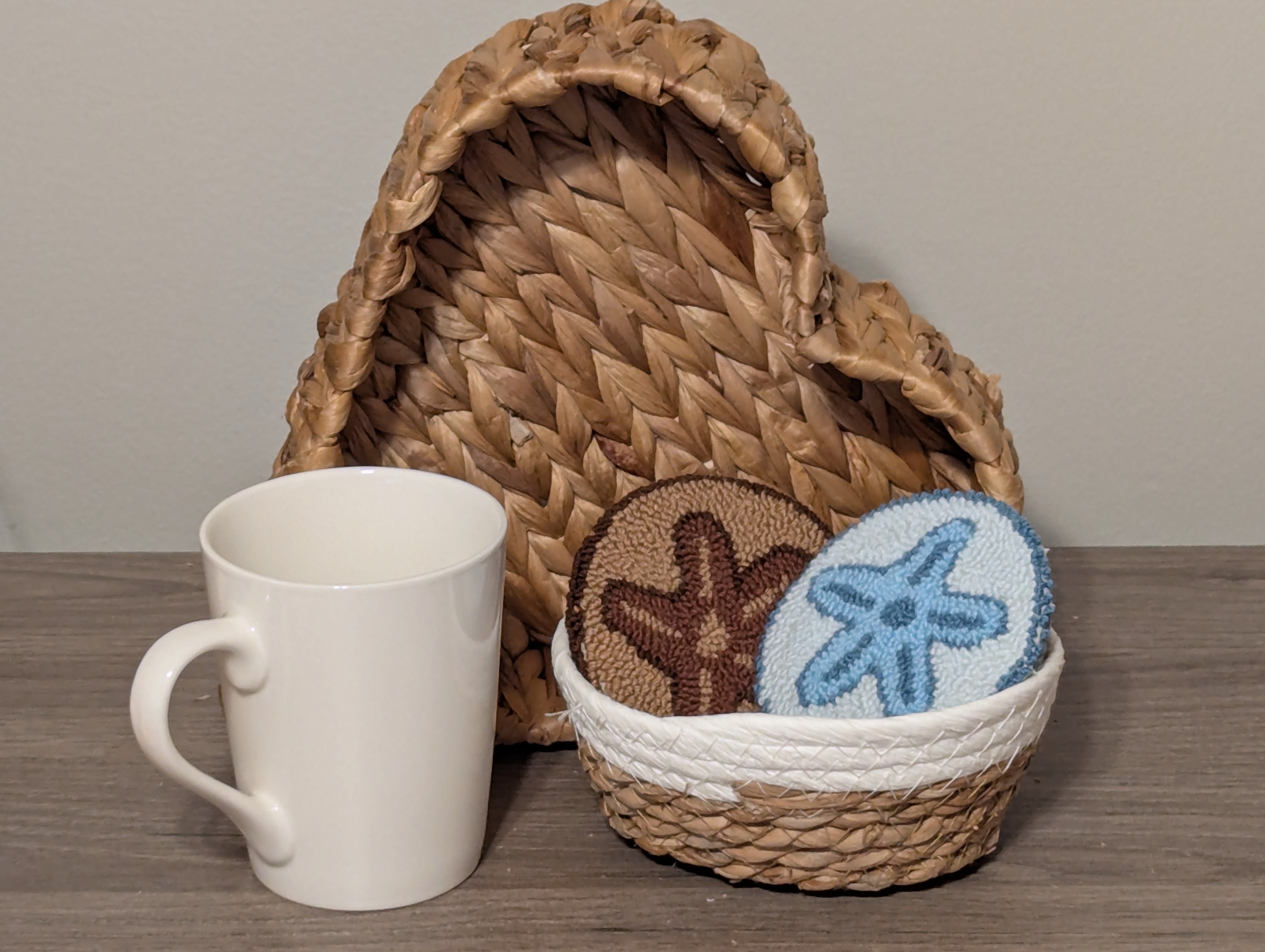 Coastal Starfish Punch Needle Coasters – Handmade Beach-Inspired Drink Coasters