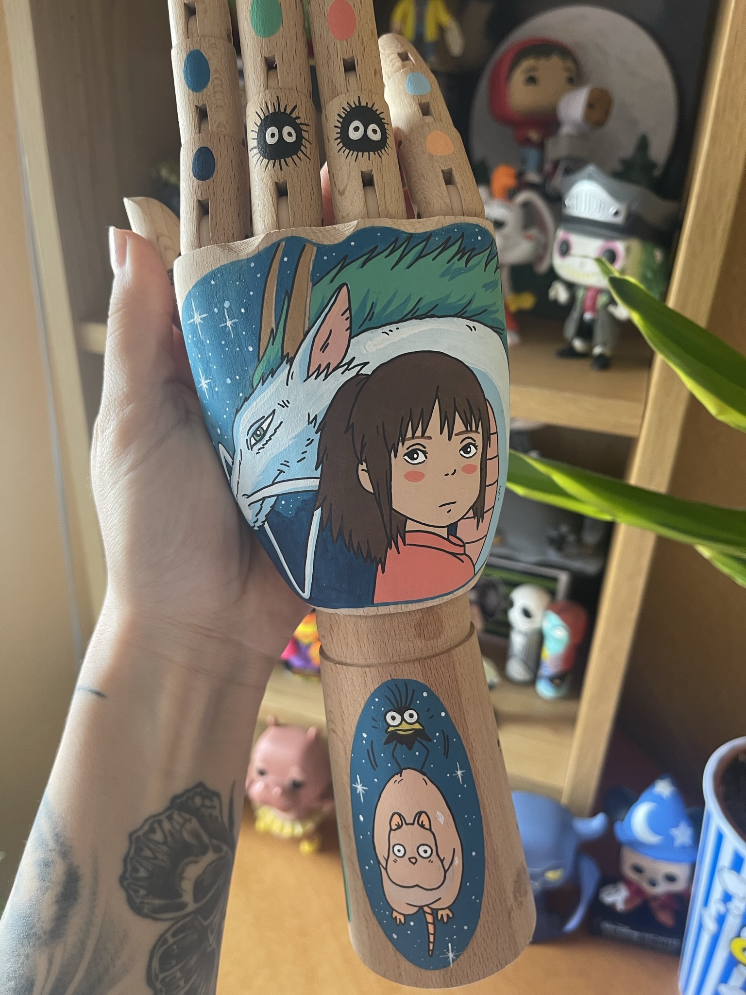 Mano "El Viaje de Chihiro"