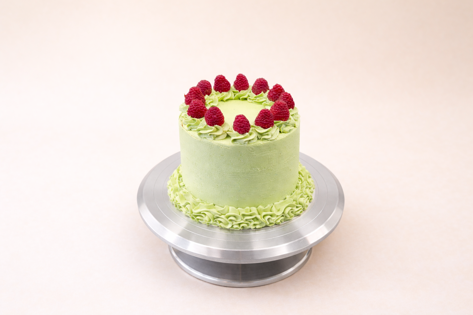 Layer cake Pistache-framboise