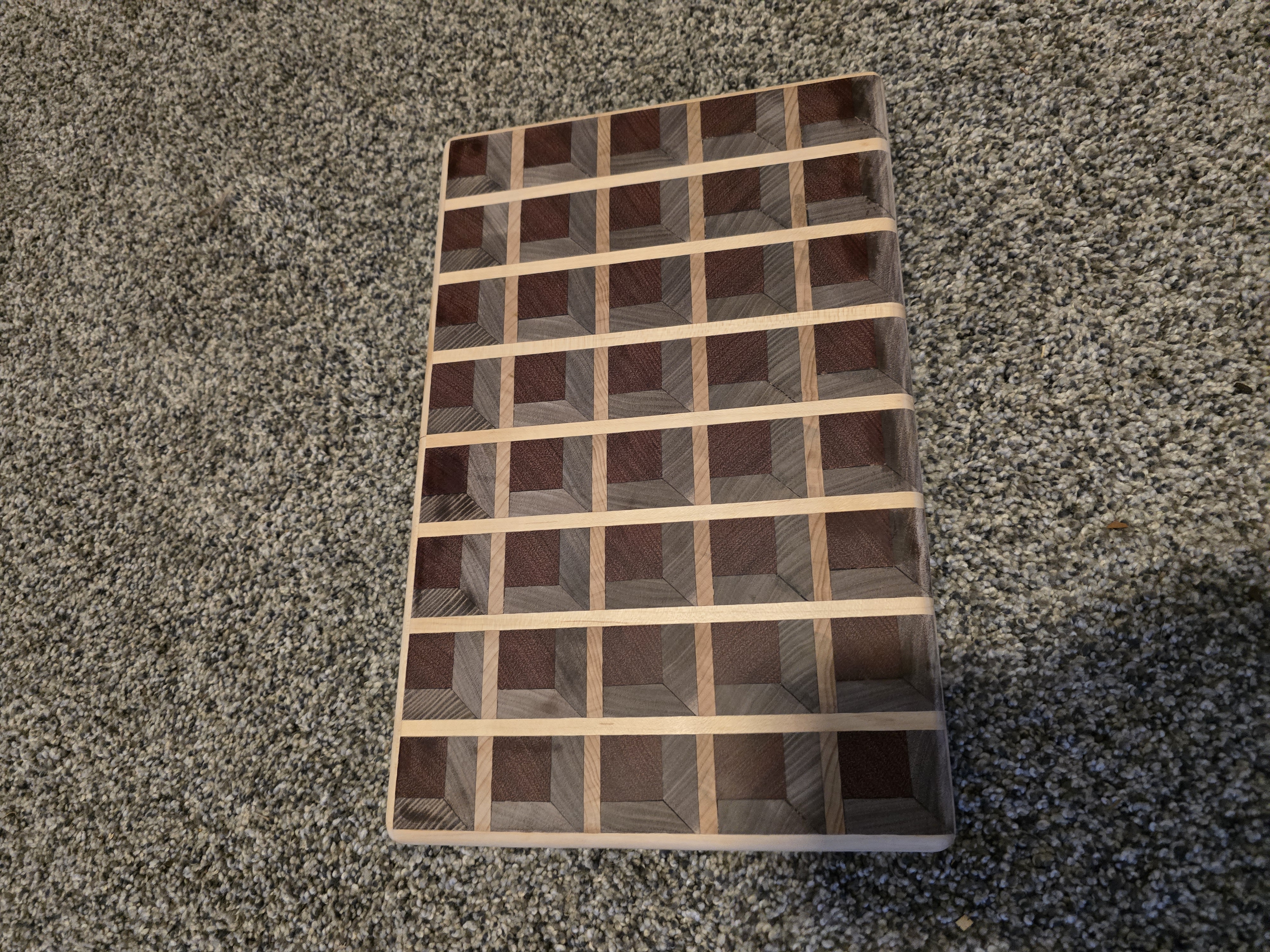 Premium Wood 3D End Grain Cutting Board