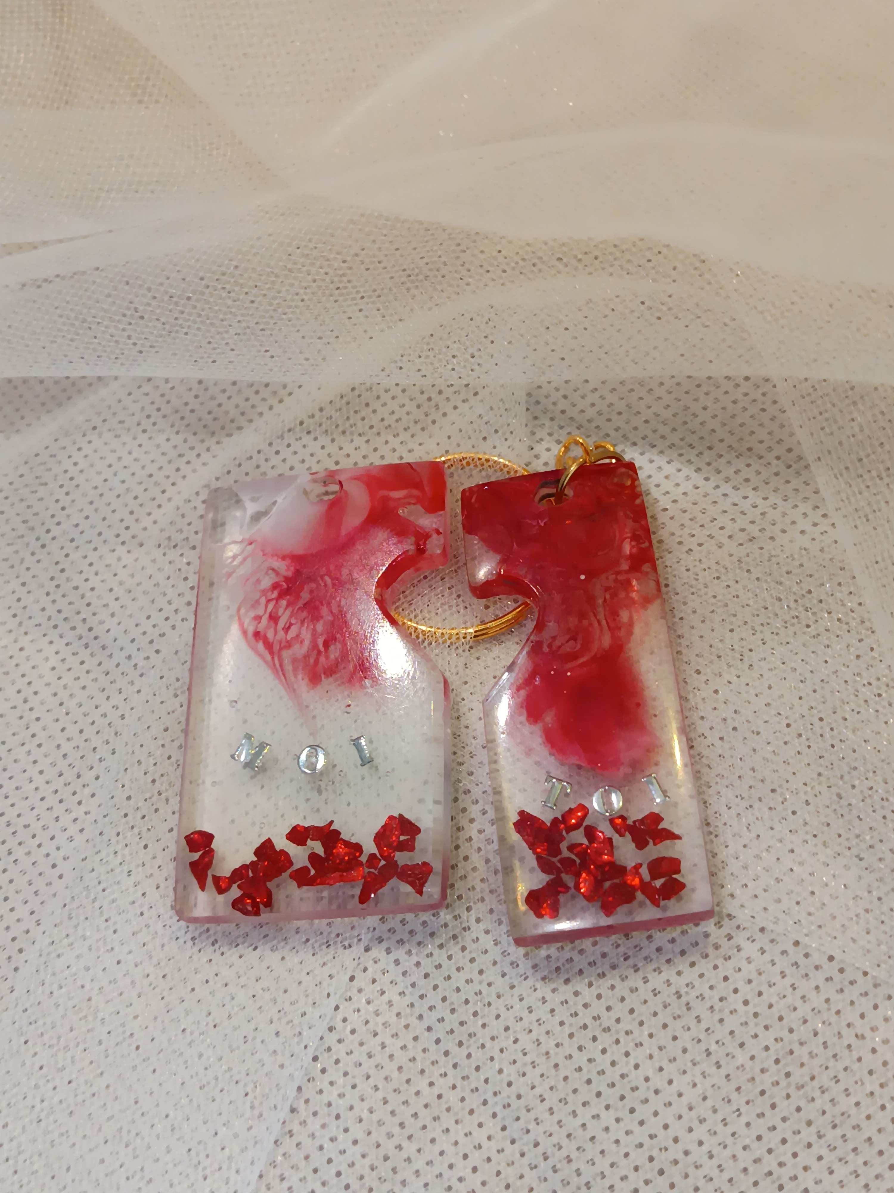 Porte-clés duo assortis en résine – Cadeau romantique pour couple, amour et lien éternel