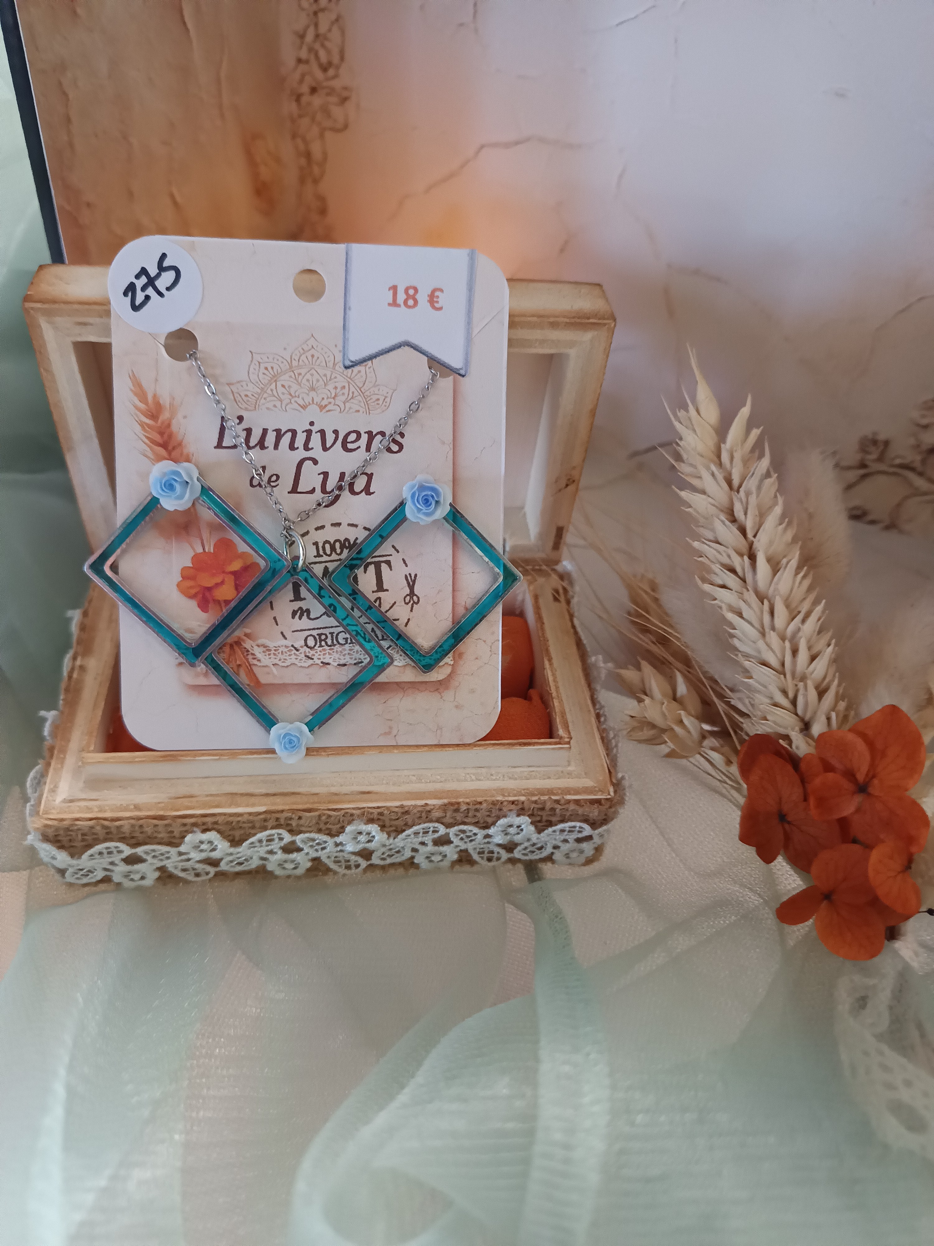 Parure artisanale turquoise collier et boucles losange avec roses – Bijou bohème