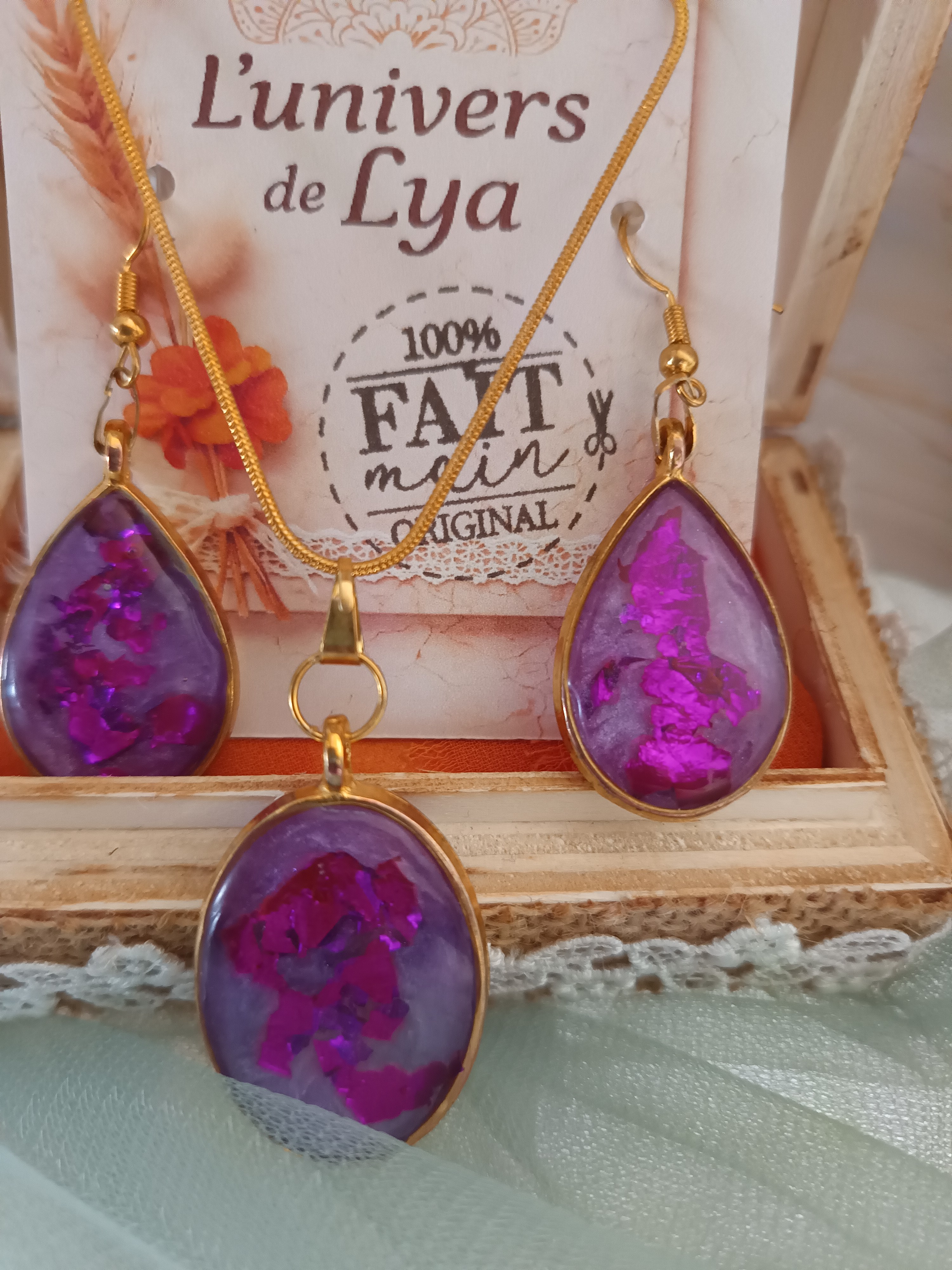 Parure collier et boucles violet métallisé – Bijou élégant fait main