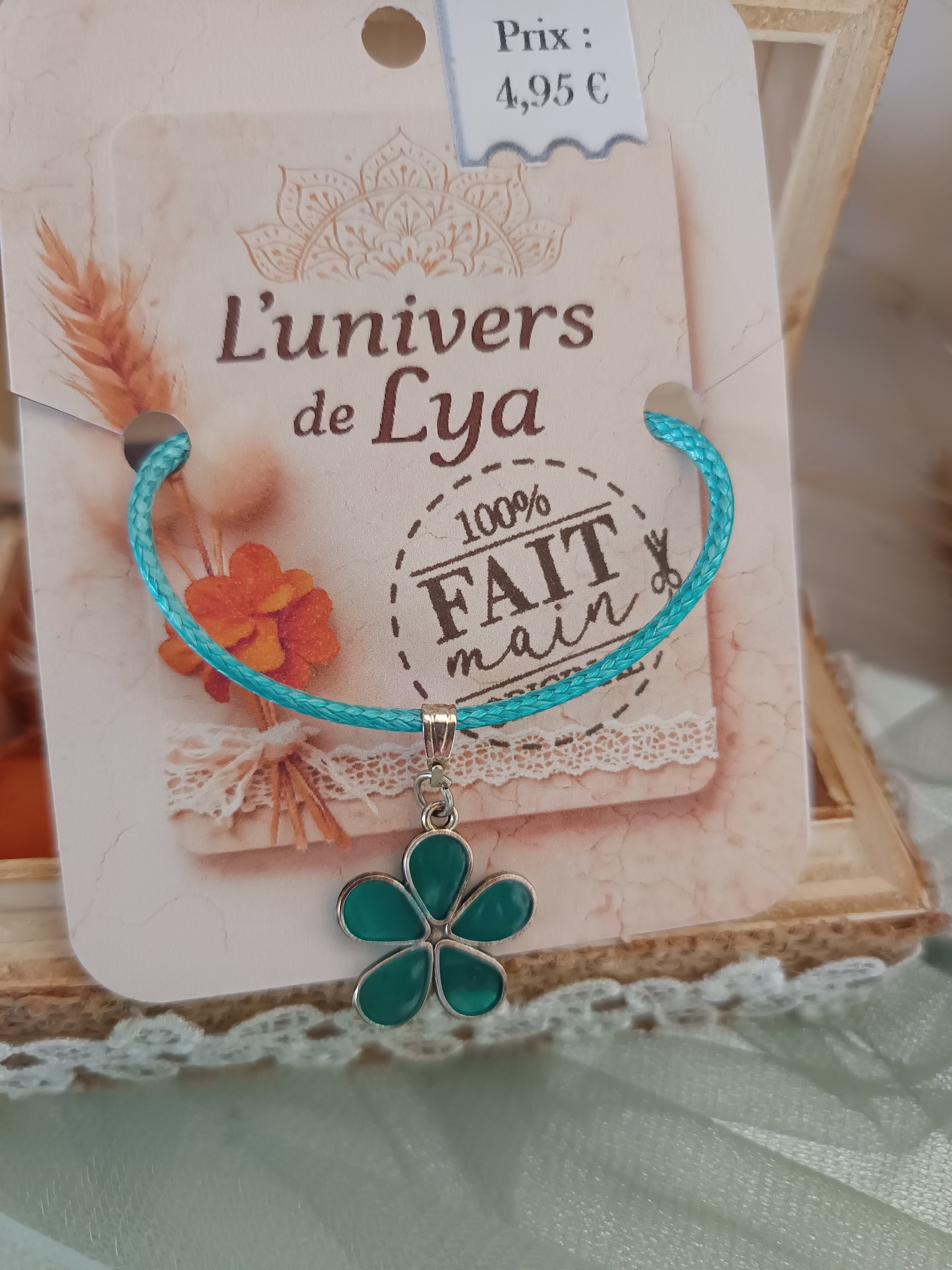 Bracelet fleur turquoiseBracelet enfant turquoise fleur verte – Bracelet coloré ajustable