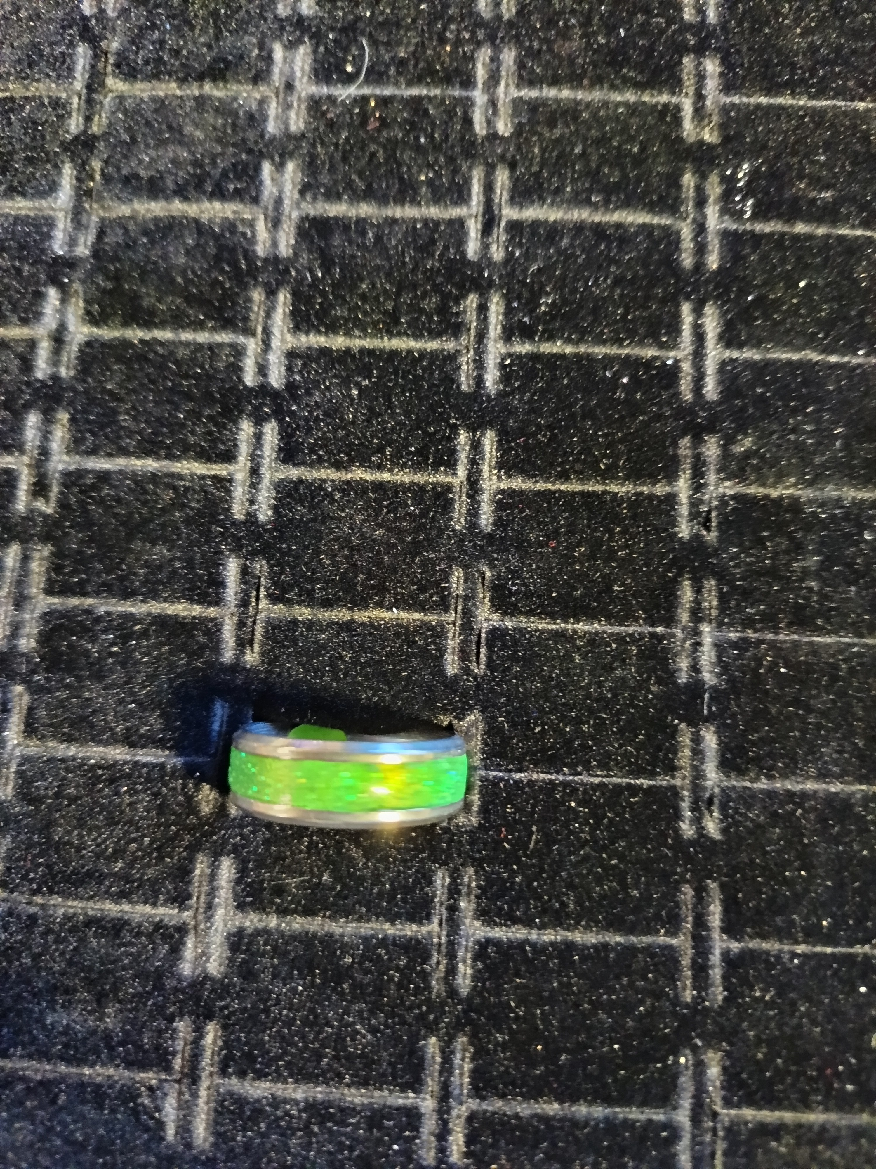 Bague pailletée taille 11 vendue à l’unité – Bijou artisanal brillant multicolore fait main