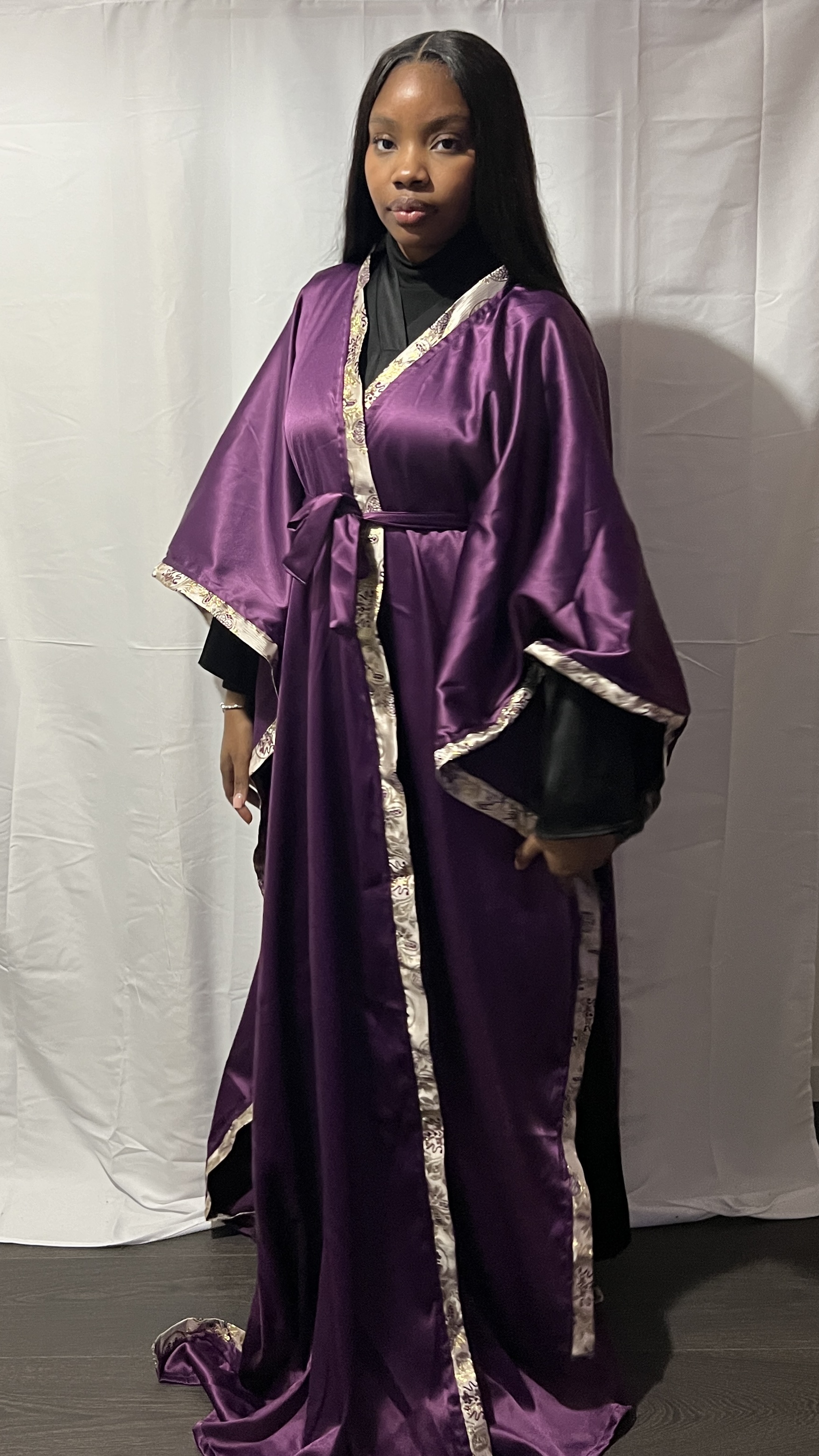 Cape Satin Brocart Violette