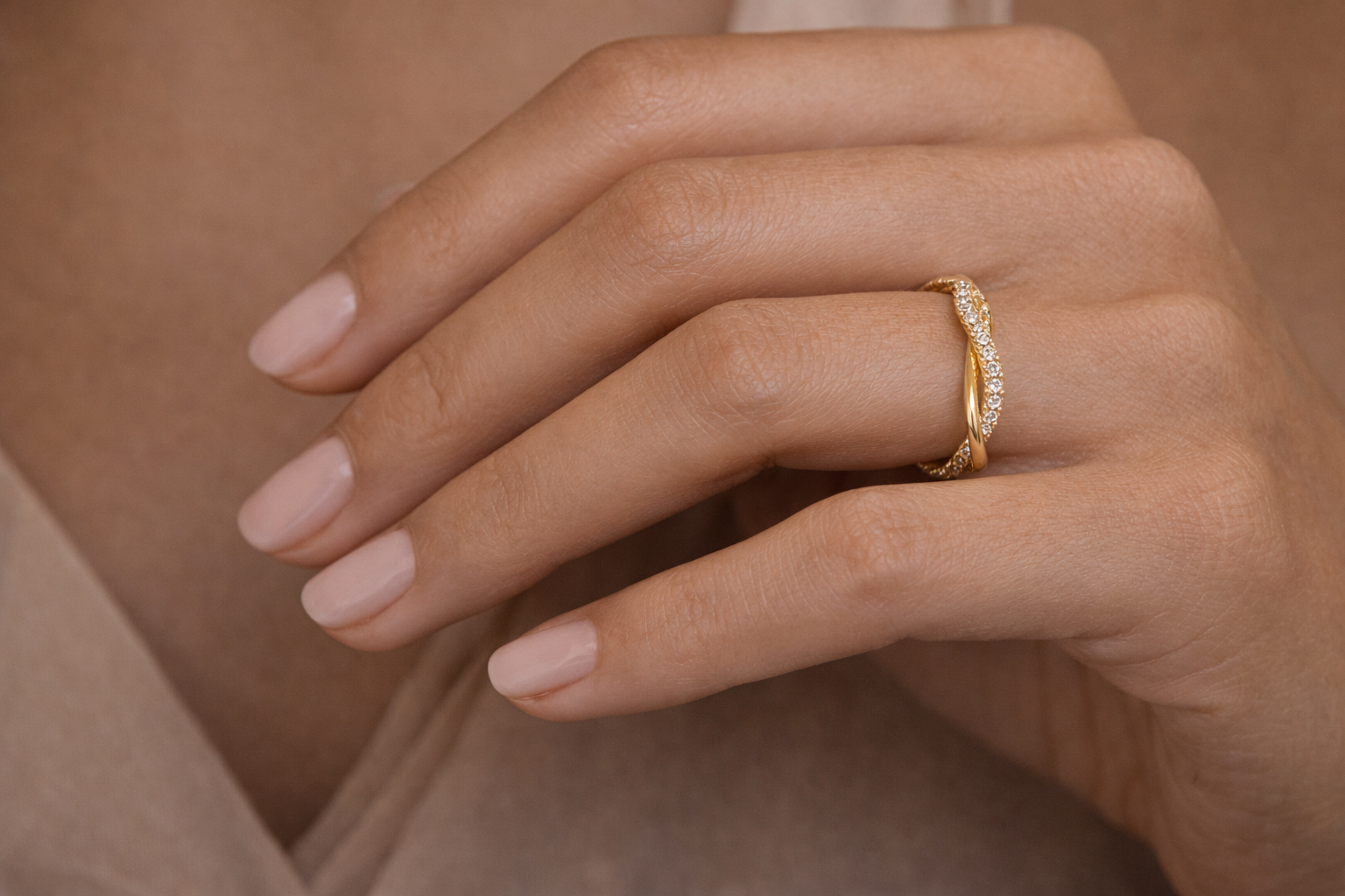 Twisted Gold Diamond Ring