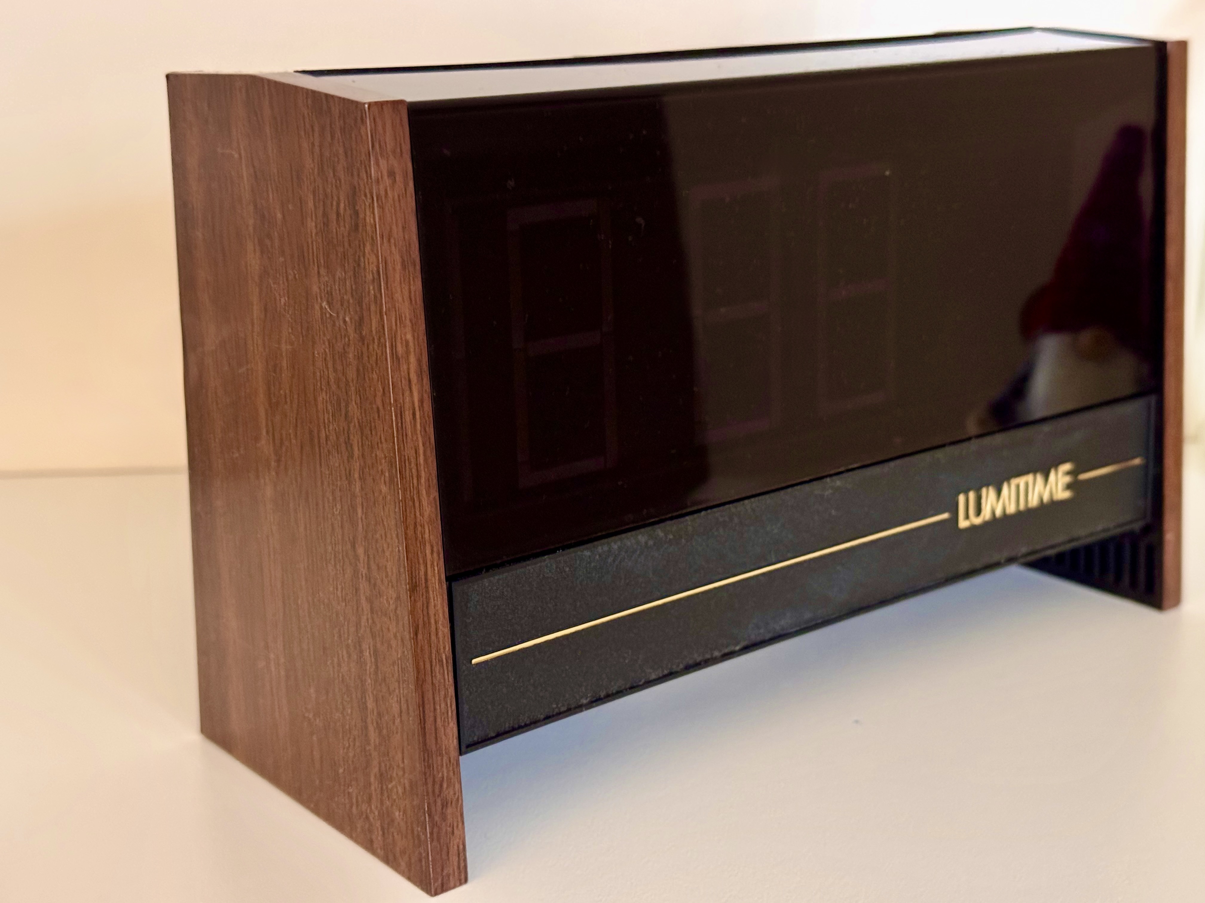 Lumitime KT-10F Mechanical Digital Clock