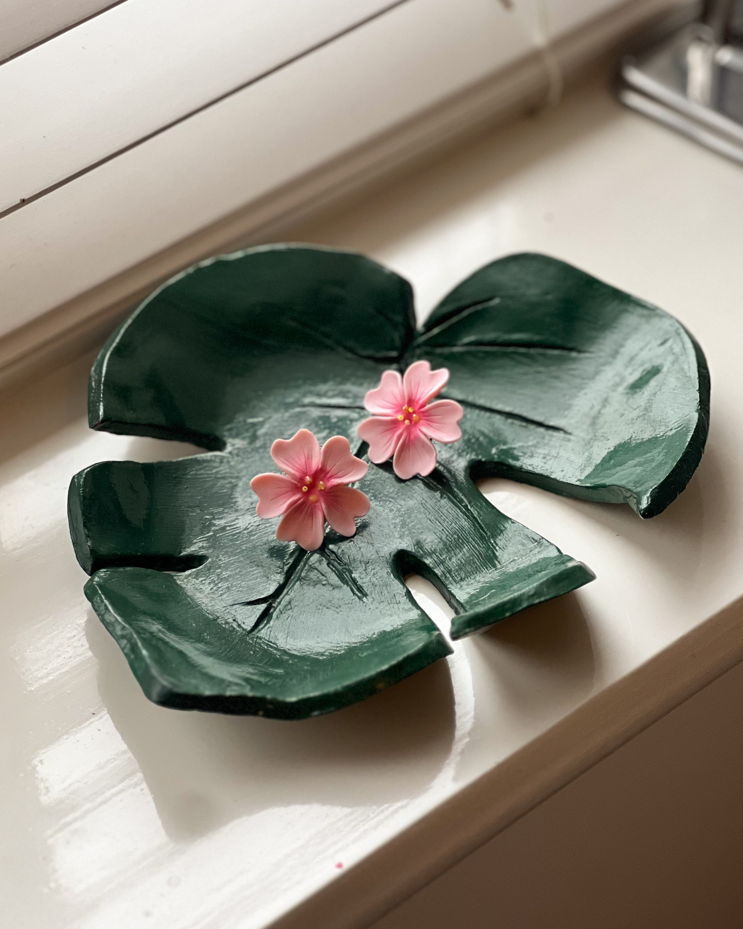 Statement Sakura Studs