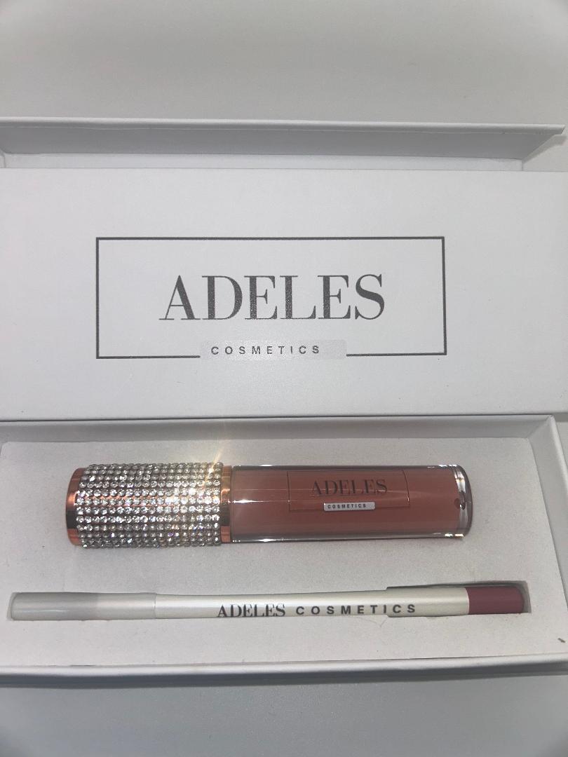 Adeles Cosmetics Lip Kit