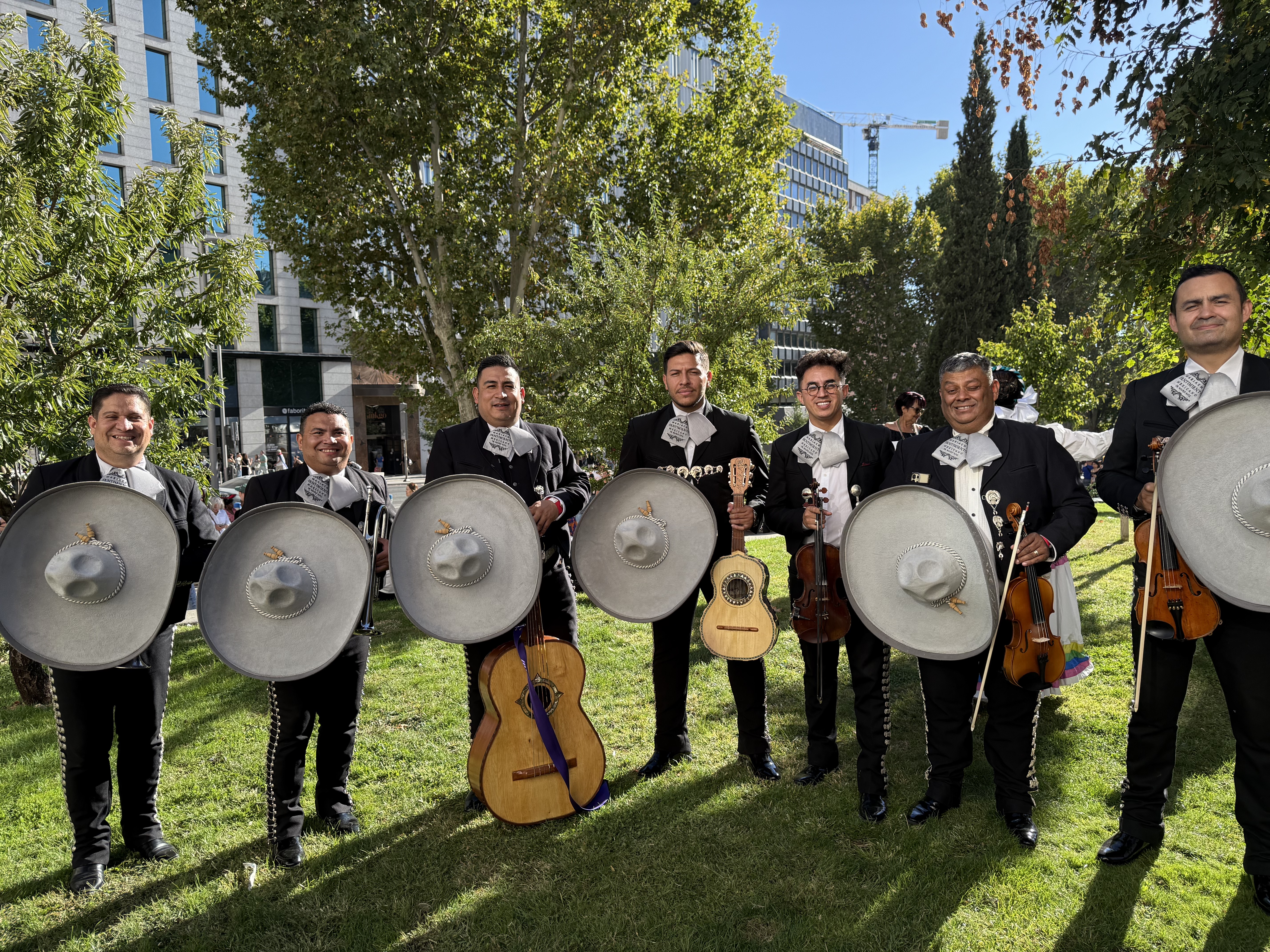 Reserva tu serenata en España