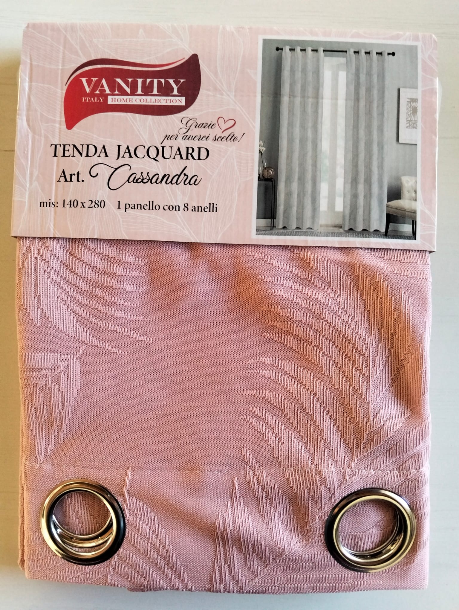 Tenda Cassandra in tessuto jacquard con anelli – effetto elegante e luminoso