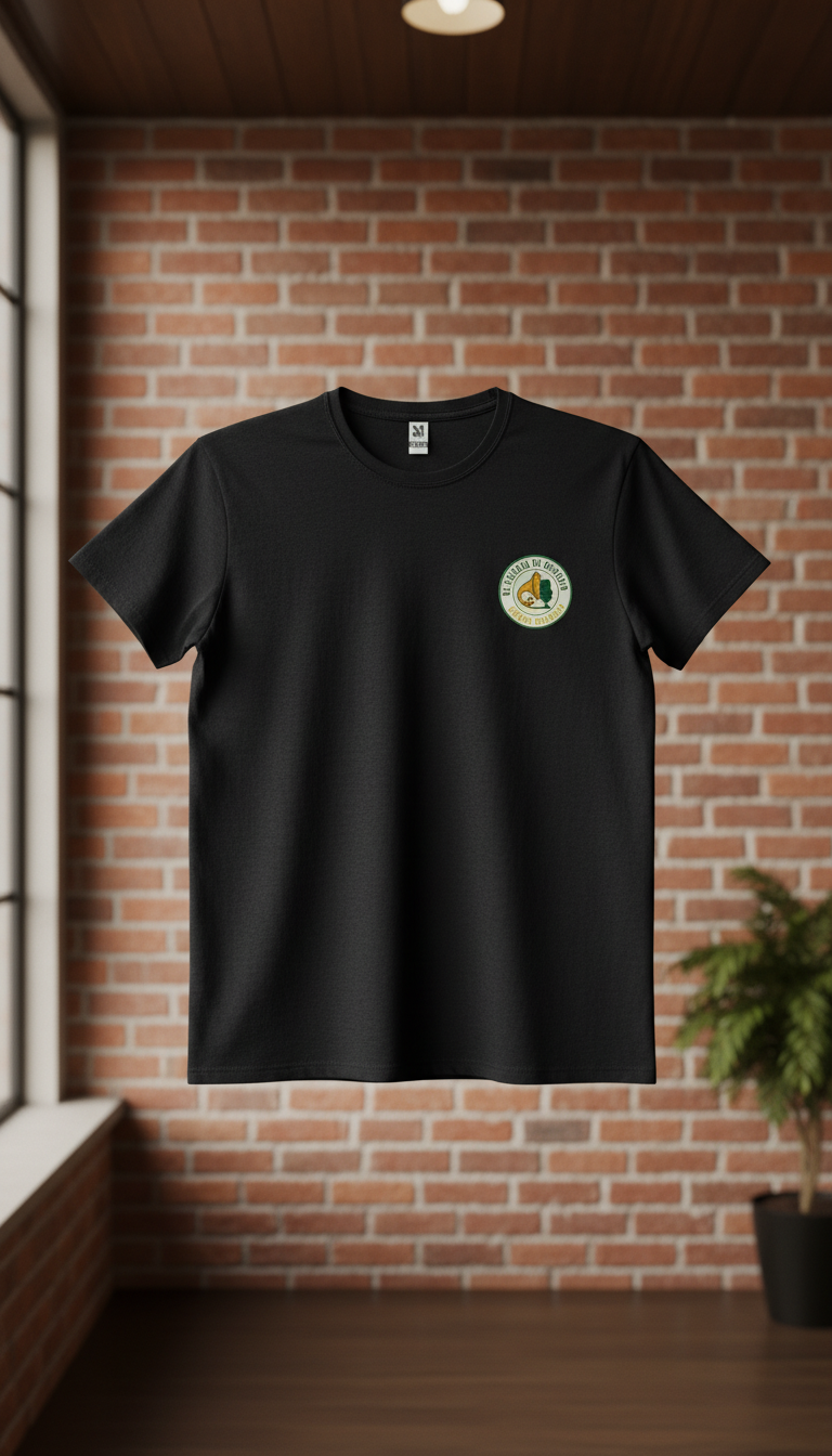 Camiseta negra "Libertad = responsabilidad" con logo estampado 100% algodón.