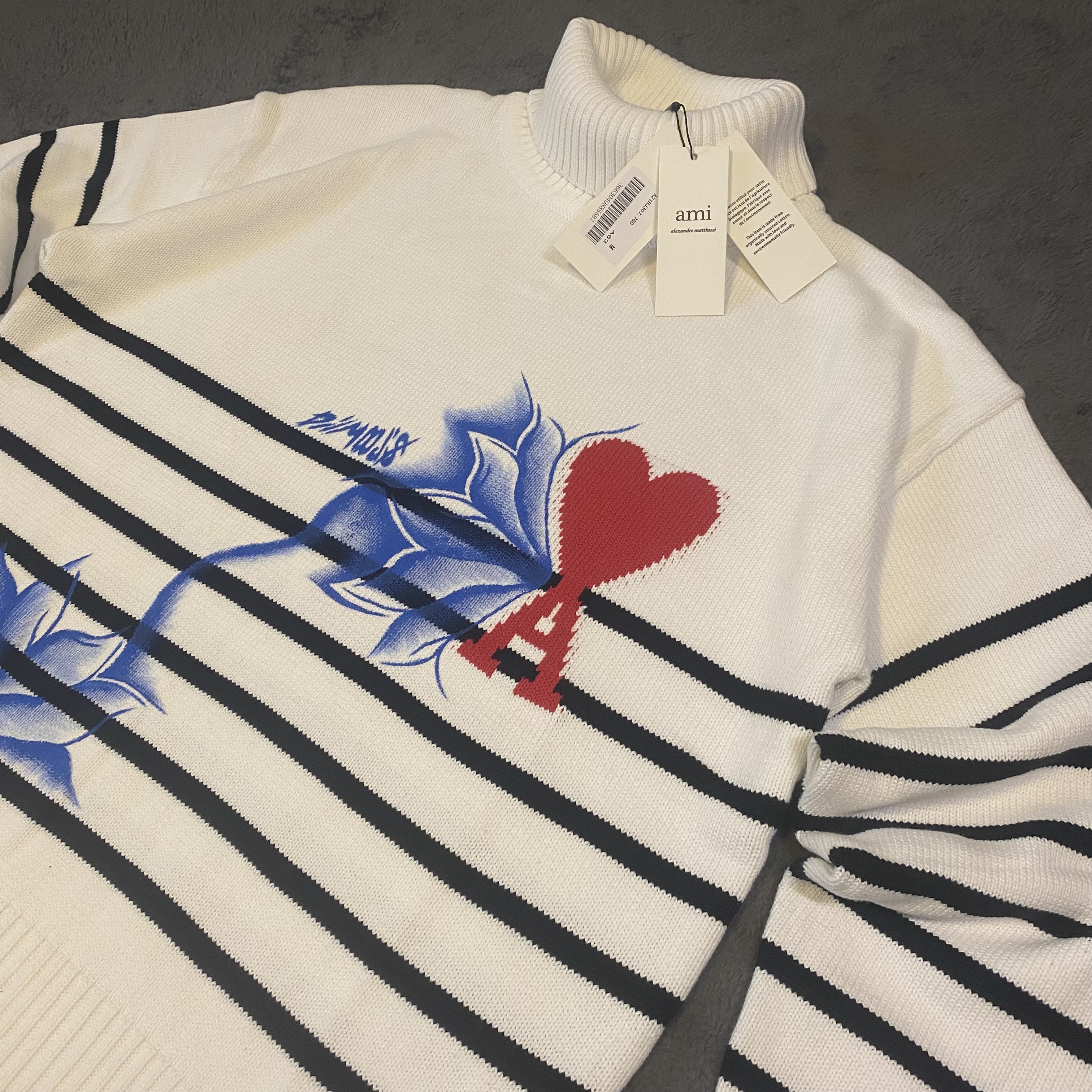 Ami Paris White Turtleneck Sweater - M