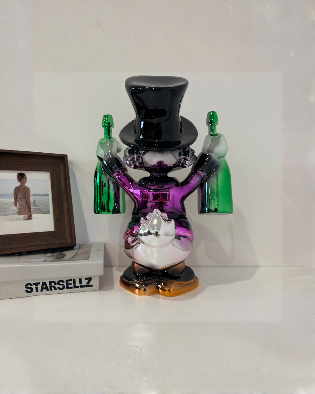 Estátua Decorativa Tio Patinhas Champanhe 2