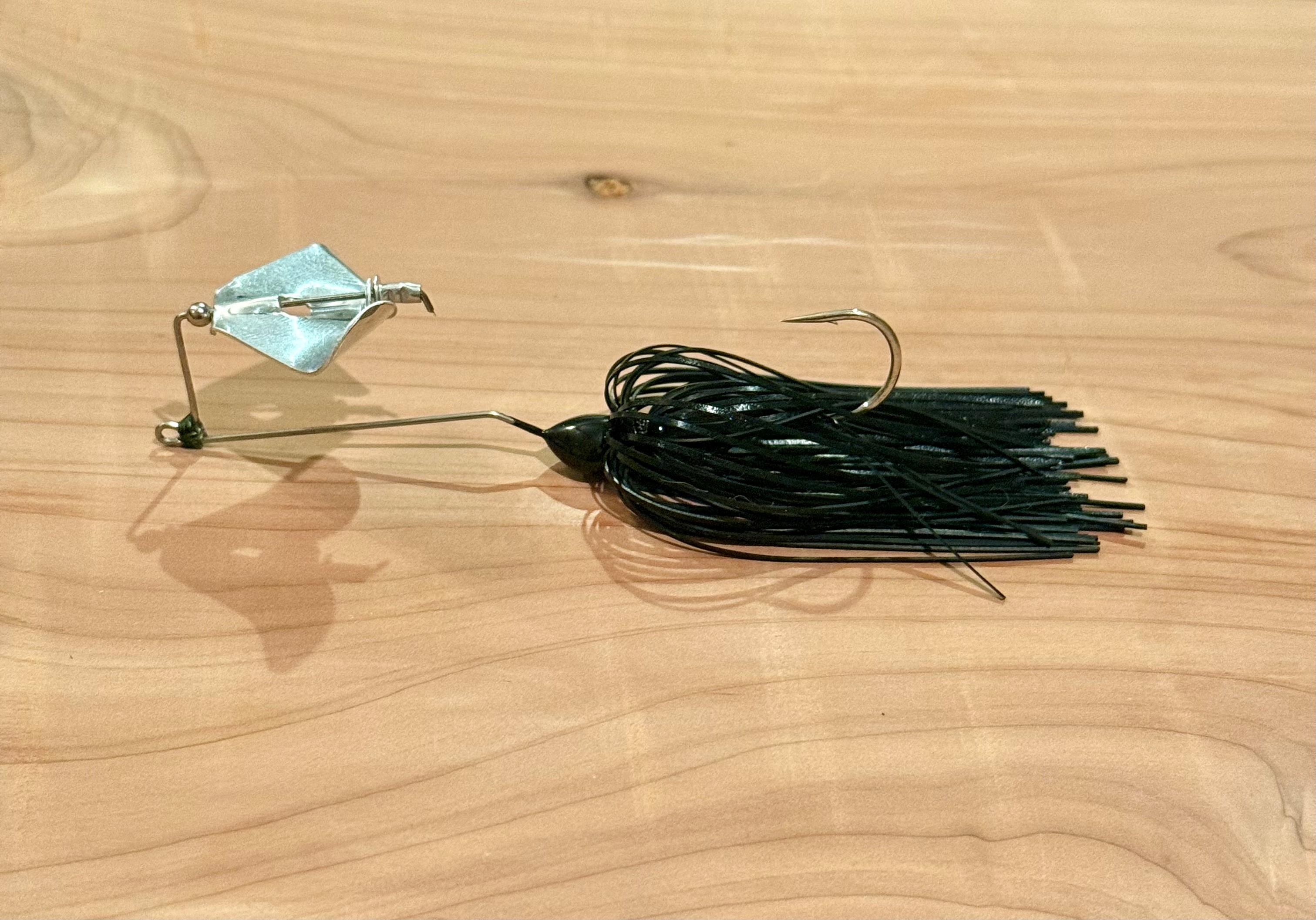 Mini skirted buzzbait