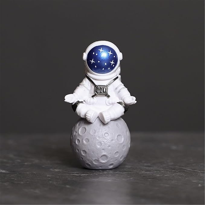 Blue & White Astronaut Figurines (Set of 4) – Cute Office Desk Decor Gift
