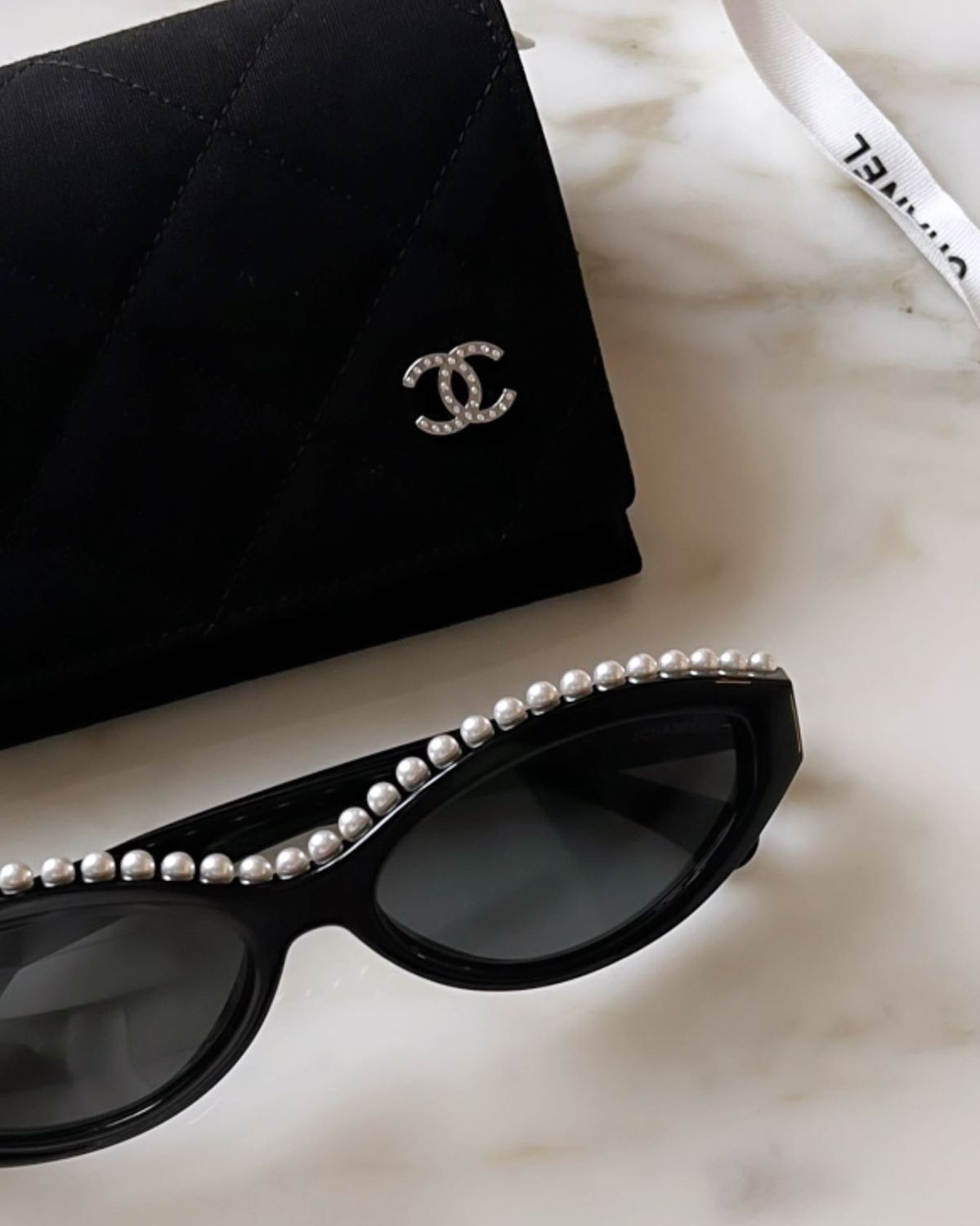 Chanel Pearls 9110H 
