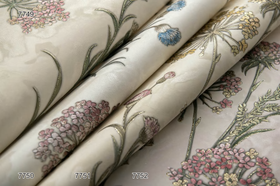 Floral wallpaper for Bedroom design