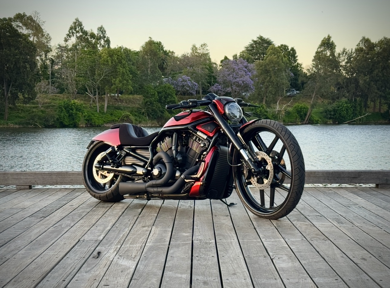 HARLEY-DAVIDSON V-ROD