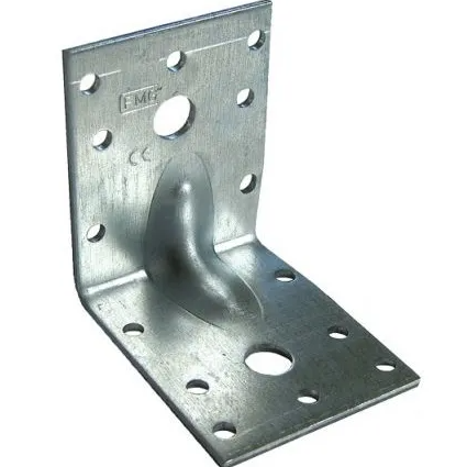 Metalinis kampas 105x105x90 2,5mm stiprintas