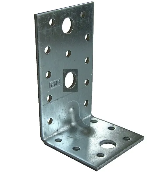 Nelygiašonis montavimo kampas 150x100x90 2,5mm stiprintas