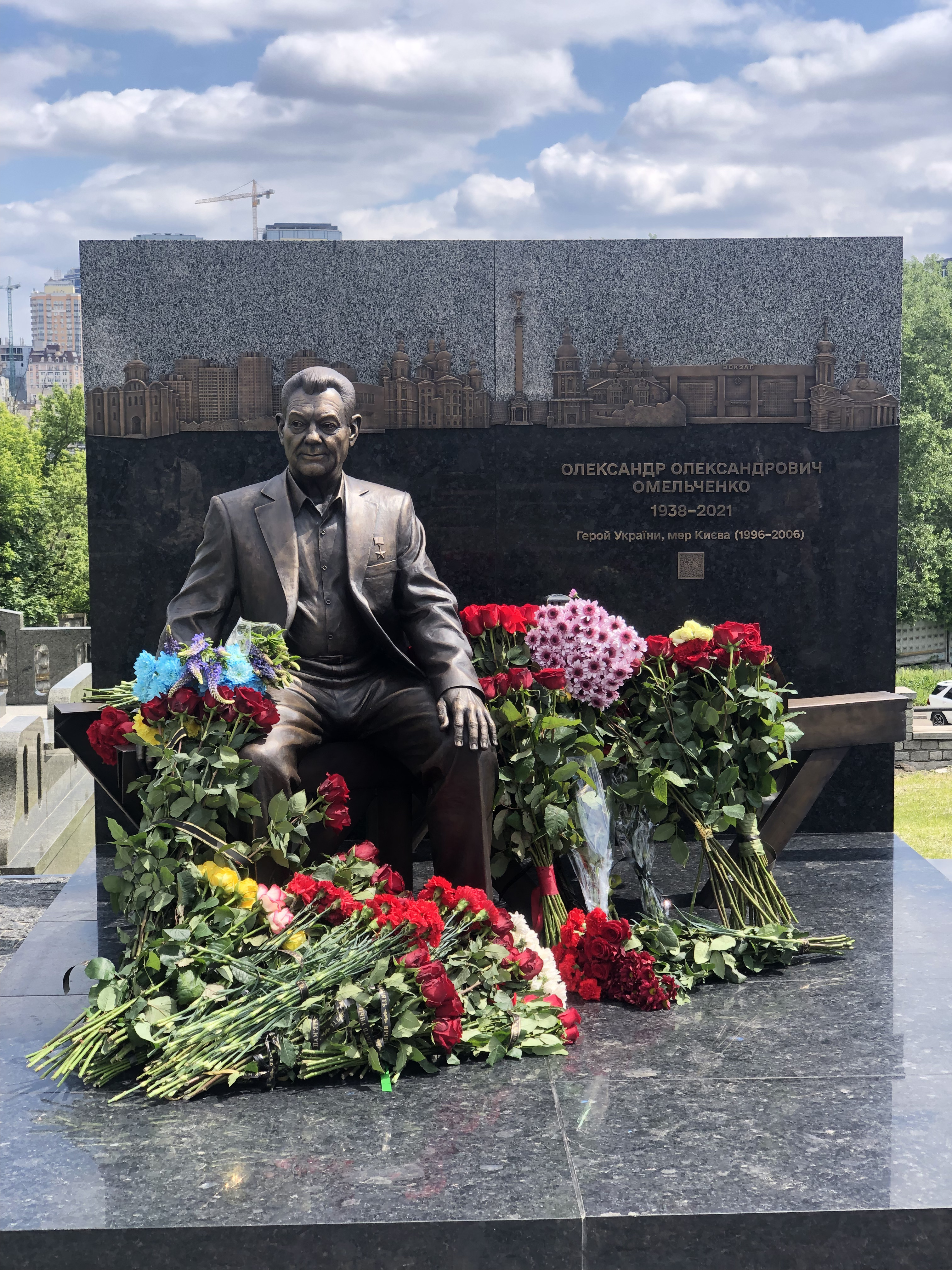 Oleksandr Omelchenko Monument