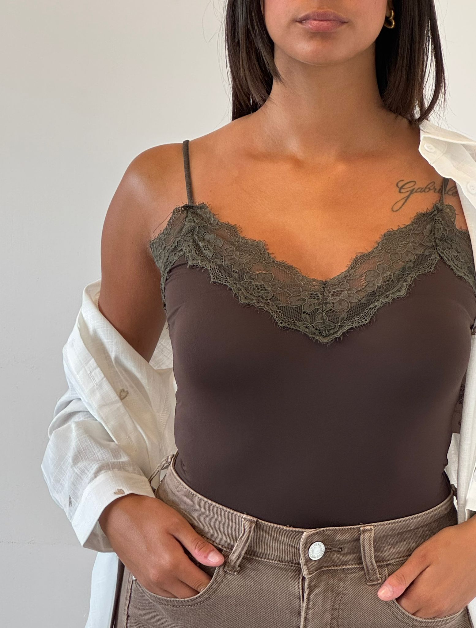 BODY CON SCOLLATURA IN PIZZO