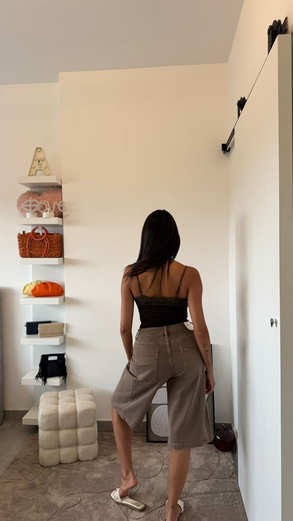 BODY CON SCOLLATURA IN PIZZO