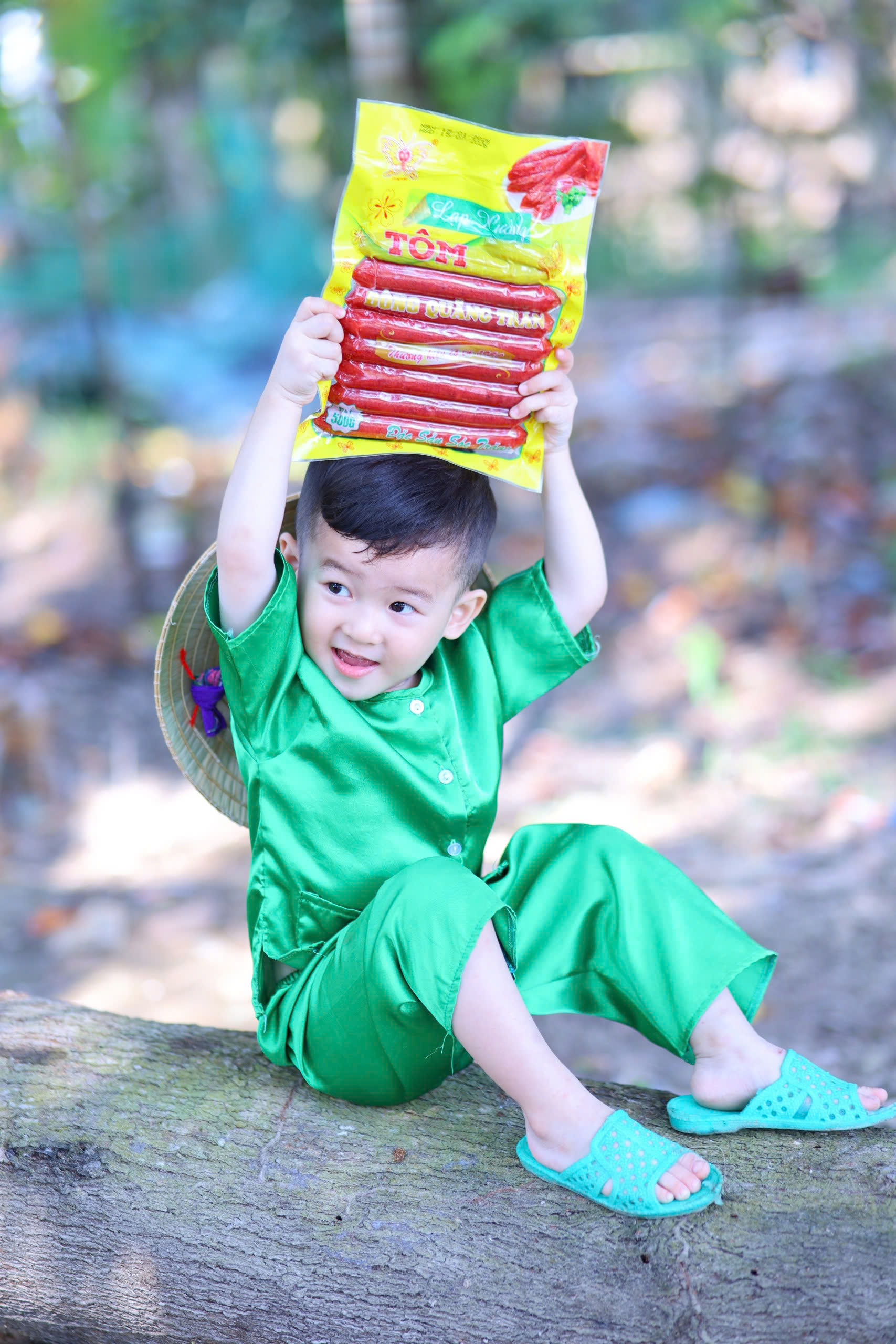 Lạp Xưởng Tôm Sóc Trăng Chính Gốc – Đặc Sản Miền Tây Thơm Ngon, Giá Tốt