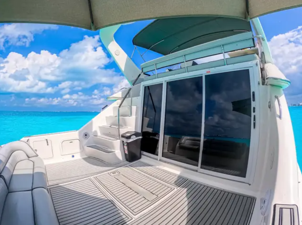 Renta de yate Sea Ray 50 ft en Cancún