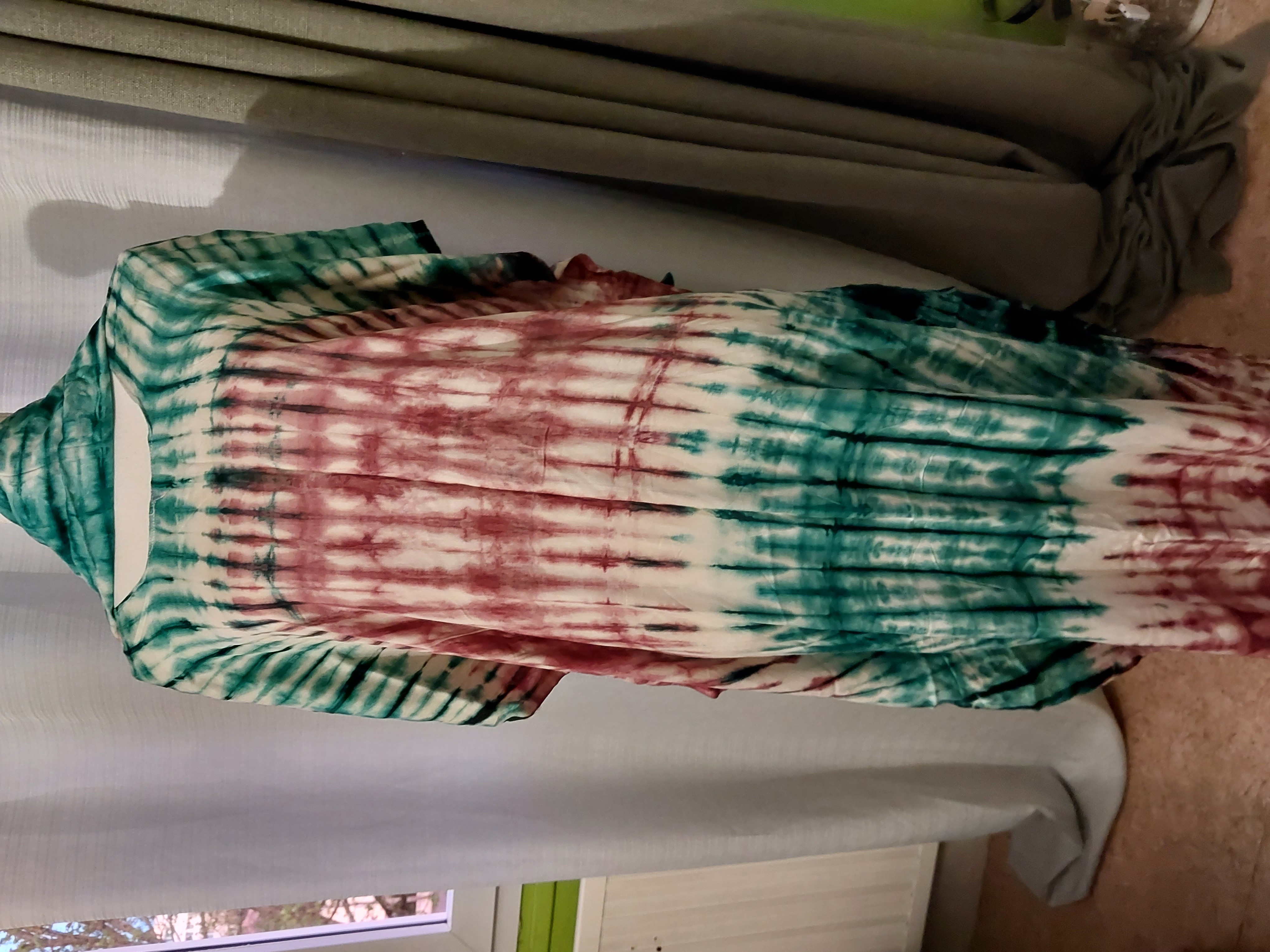 Robe tie & dye rouge et blanche