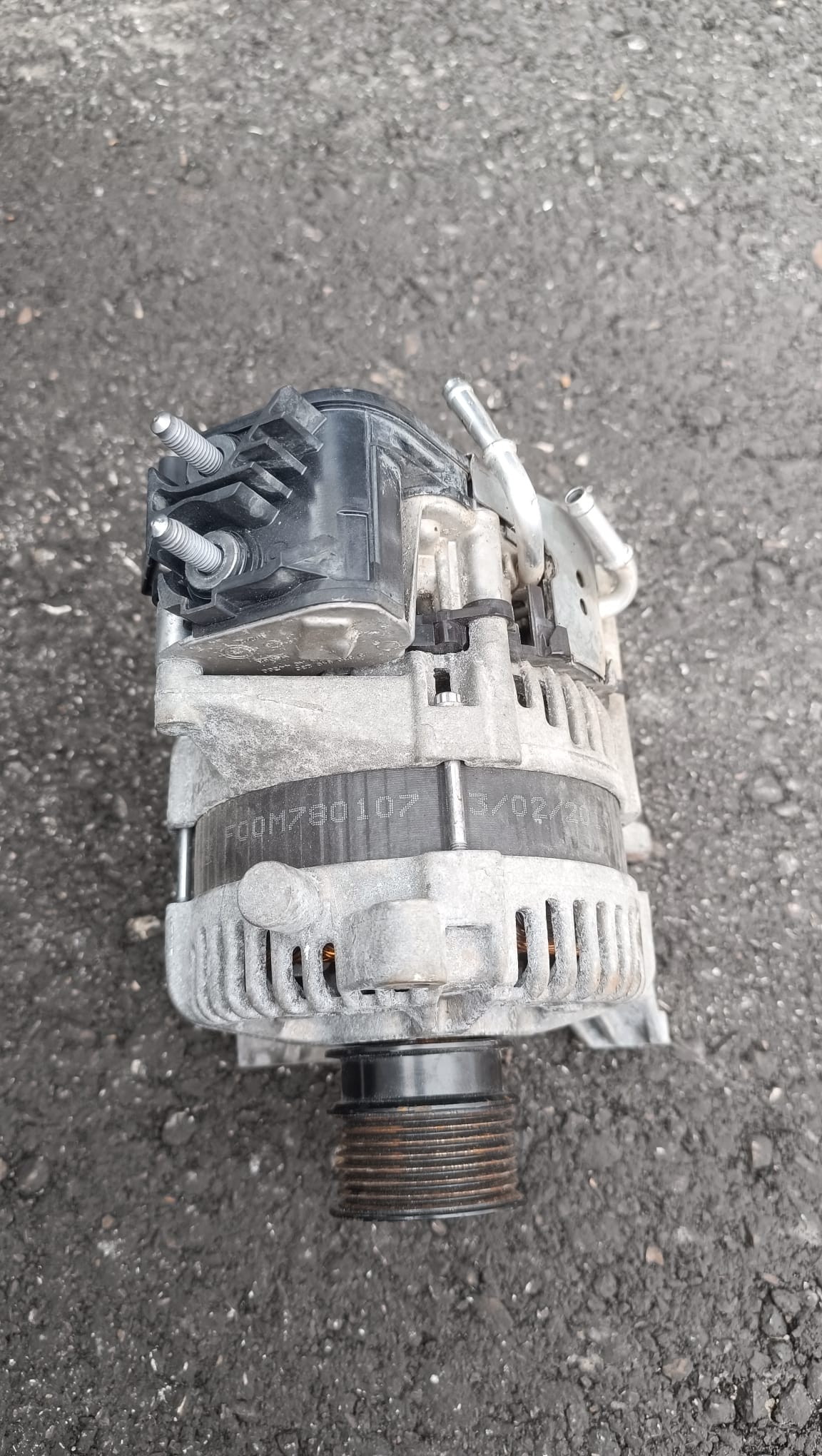 Alternador A2649001000