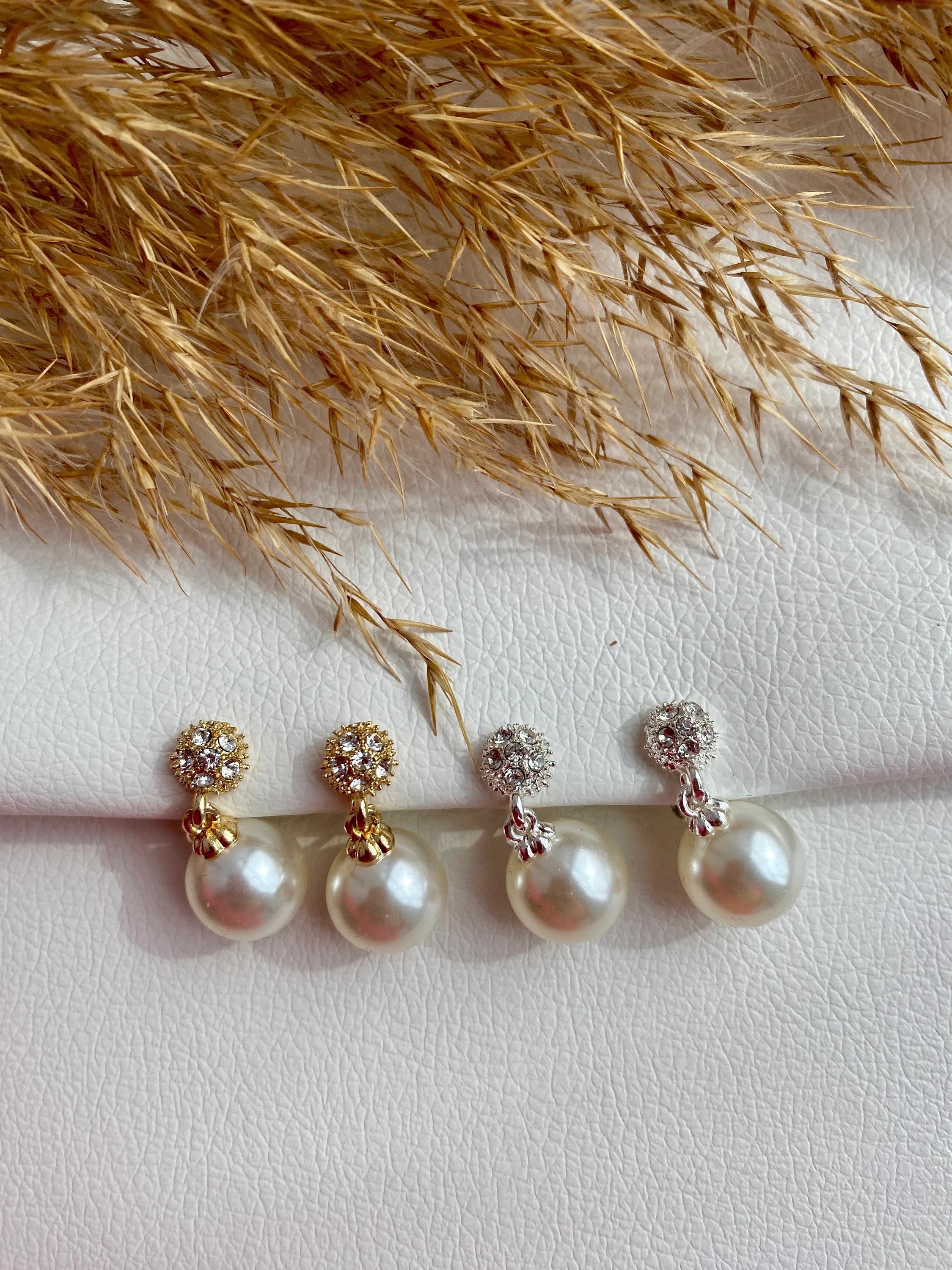 Pearl  Clips Ohrringe ohne Ohrringeloch: Goldfarbig or Silberfarbig #2026013