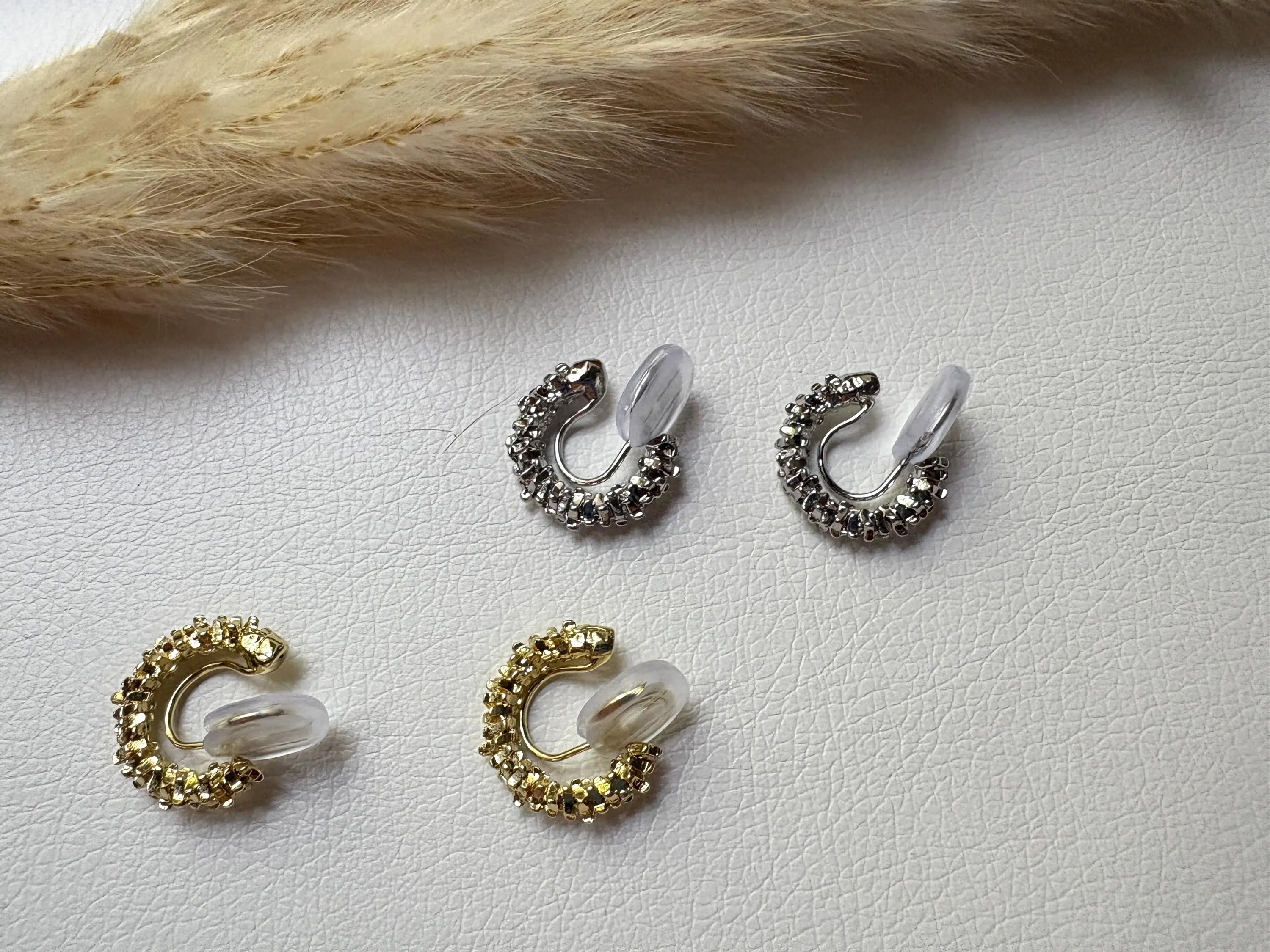 Ohrclips goldfarbig und silberfarbig, Ohrringe für ohne Ohrringe-Loch, elegant undgefertigt, schlicht fashion #012