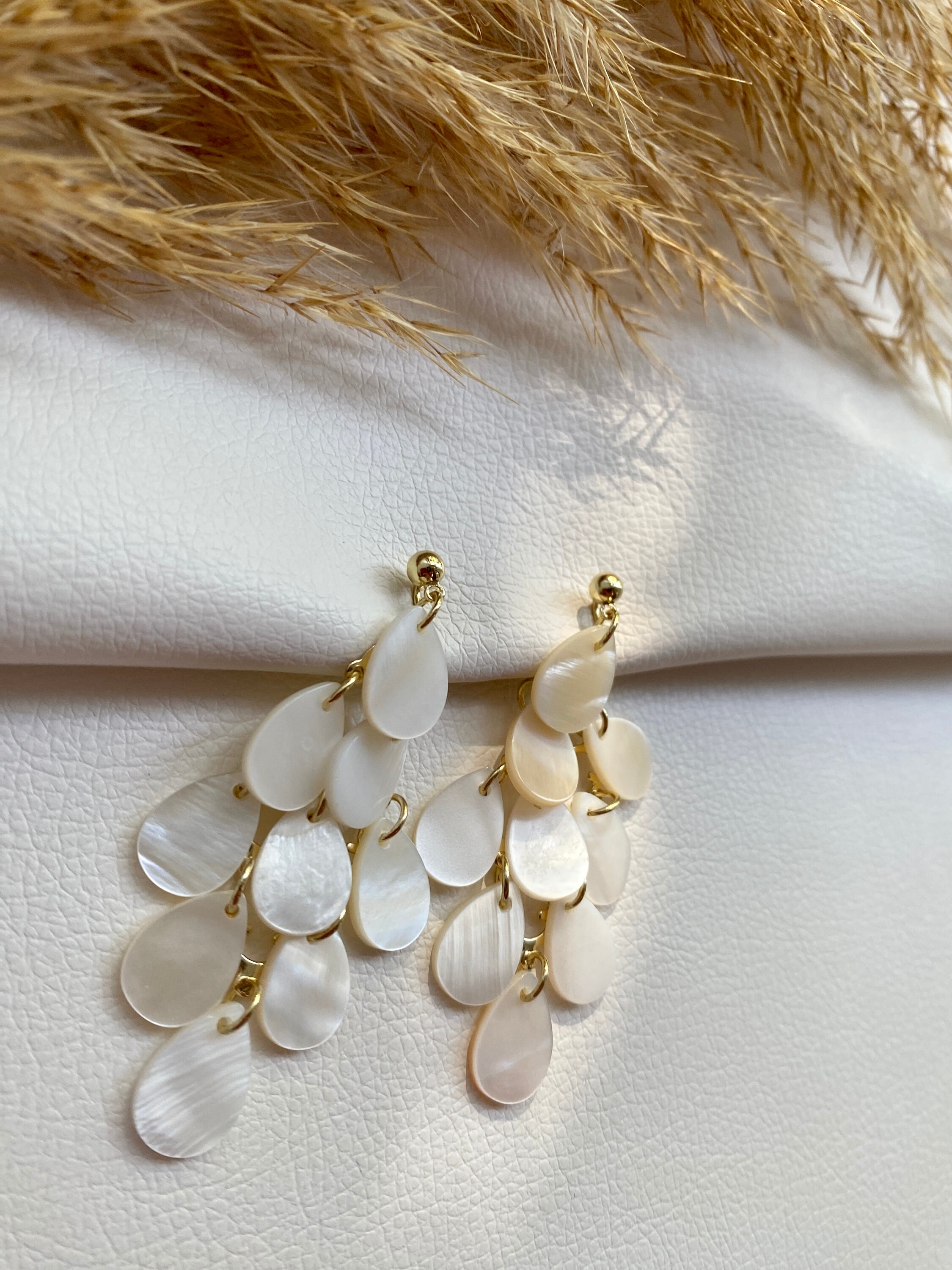 Ohrclips weiß und goldfarbig, Ohrringe für ohne Ohrringe-Loch#008