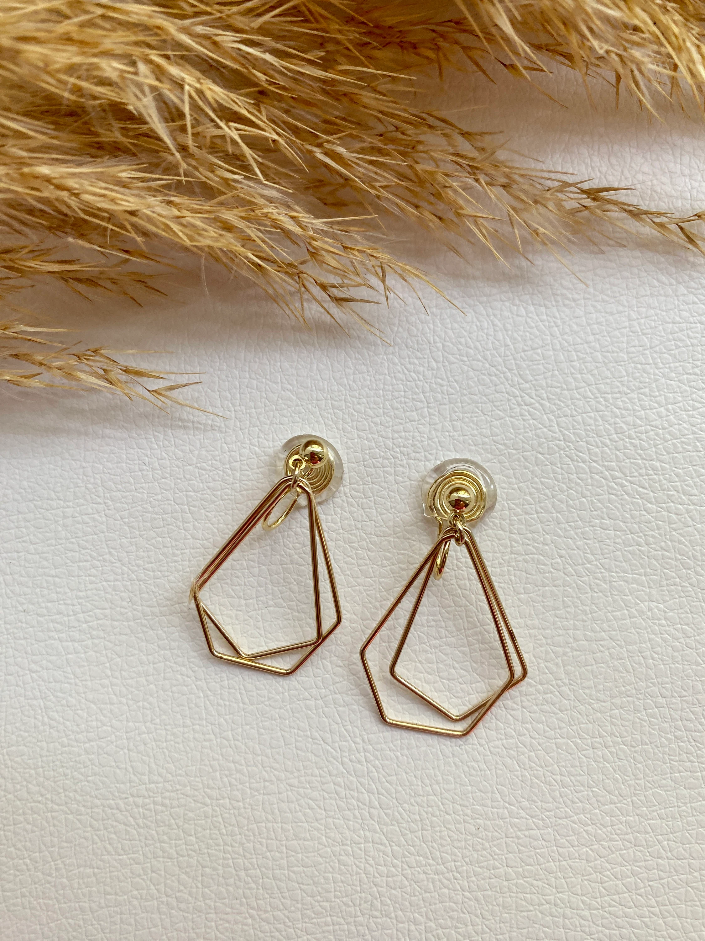 Ohrclips goldfarbig, Ohrringe für ohne Ohrringe-Loch, elegant undgefertigt, schlicht fashion #01