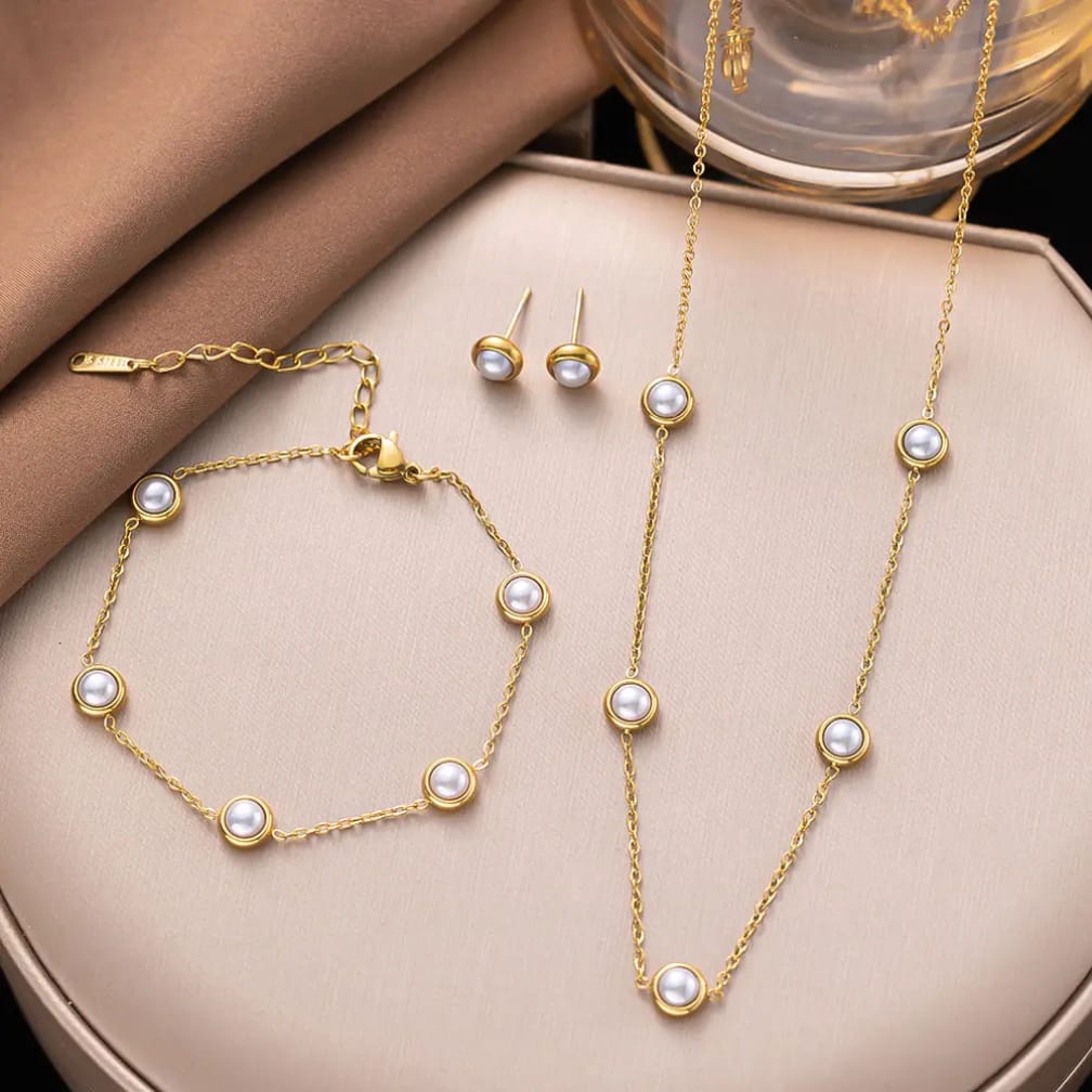 Gold Plated Pearl Jewelry Set