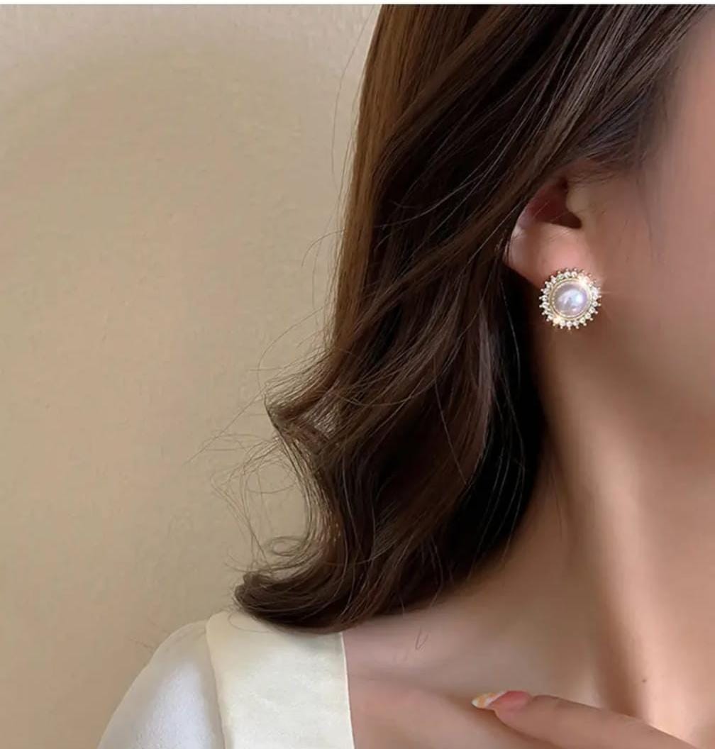 Elegant Pearl Stud Earrings