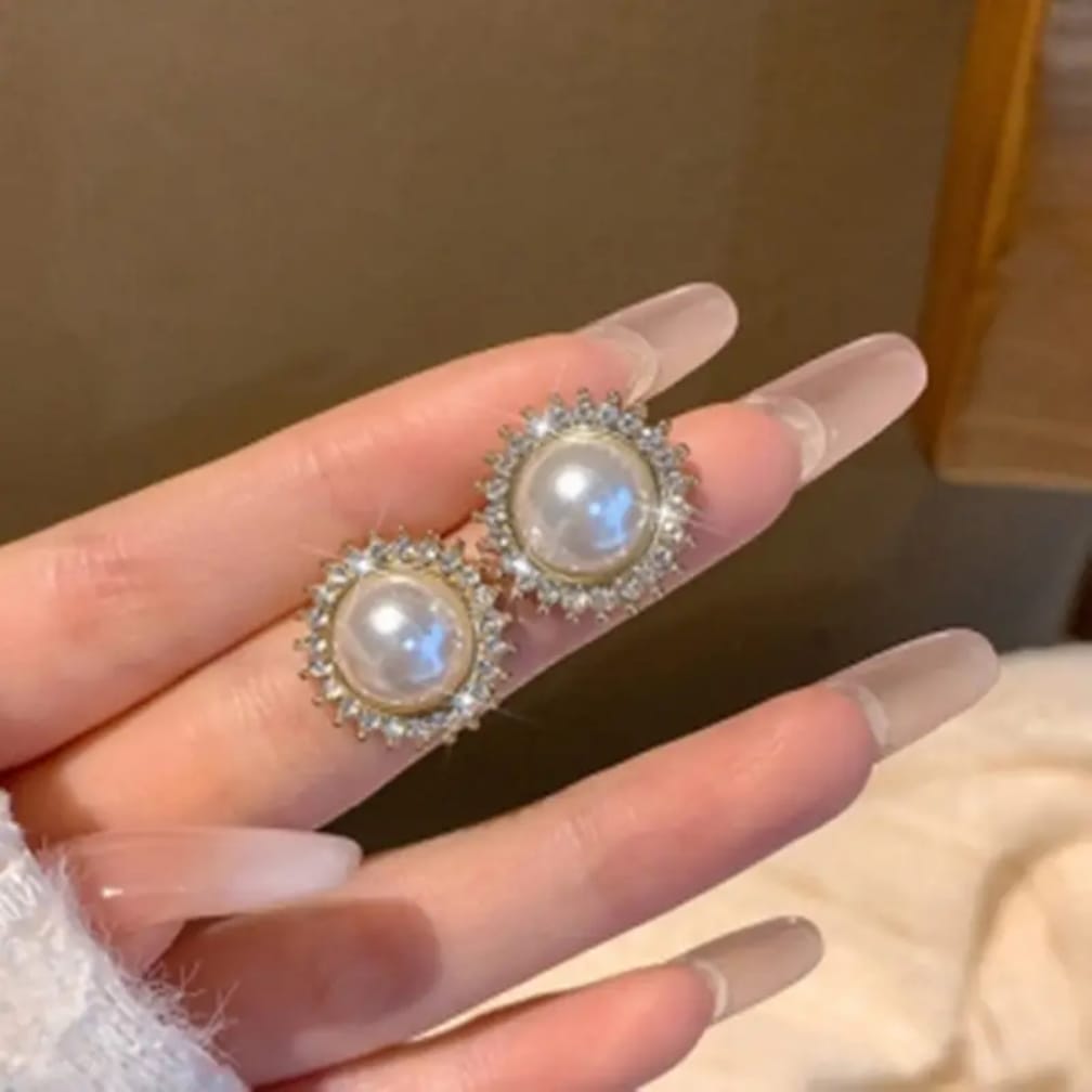 Elegant Pearl Stud Earrings