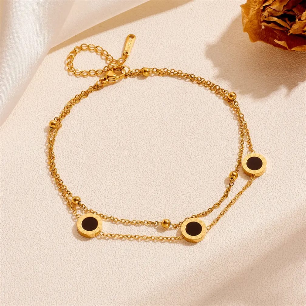 Elegant Gold Chain Bracelet