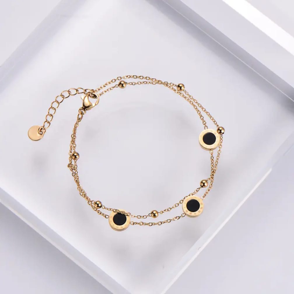 Elegant Gold Chain Bracelet